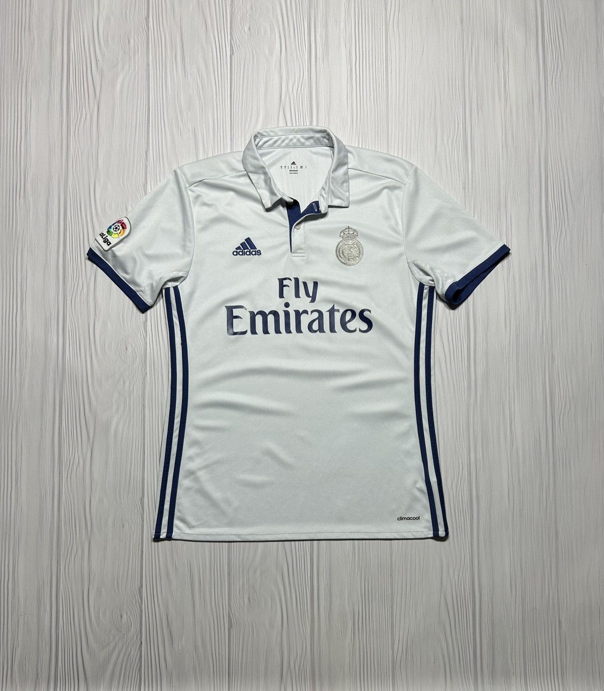 Adidas Real Madrid 2016 2017 Adidas Home Soccer Jersey Size M Size US M / EU 48-50 / 2 - 1 Thumbnail