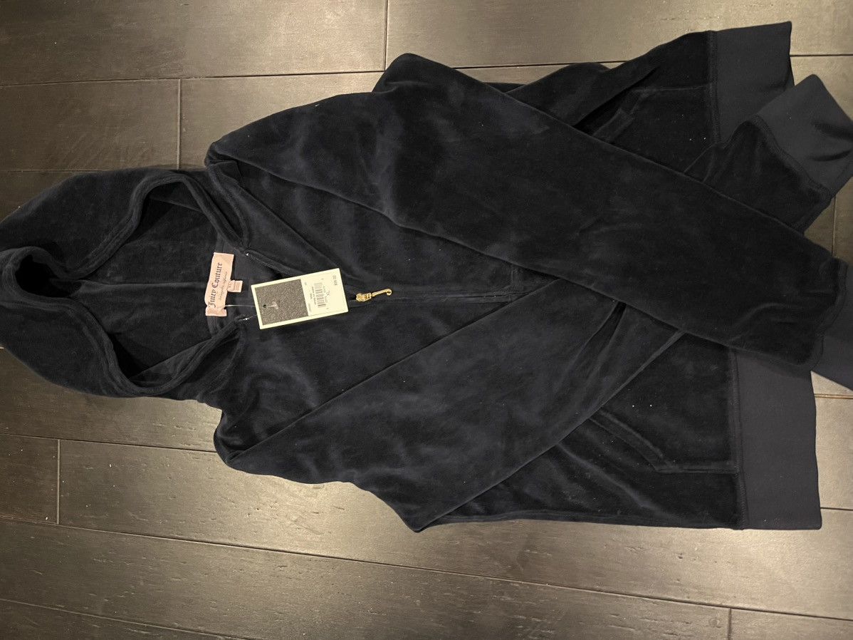 Juicy Couture VINTAGE VELOUR JUICY COUTURE TRACKSUIT Y2K NEW NAVY Size L / US 10 / IT 46 - 6 Thumbnail