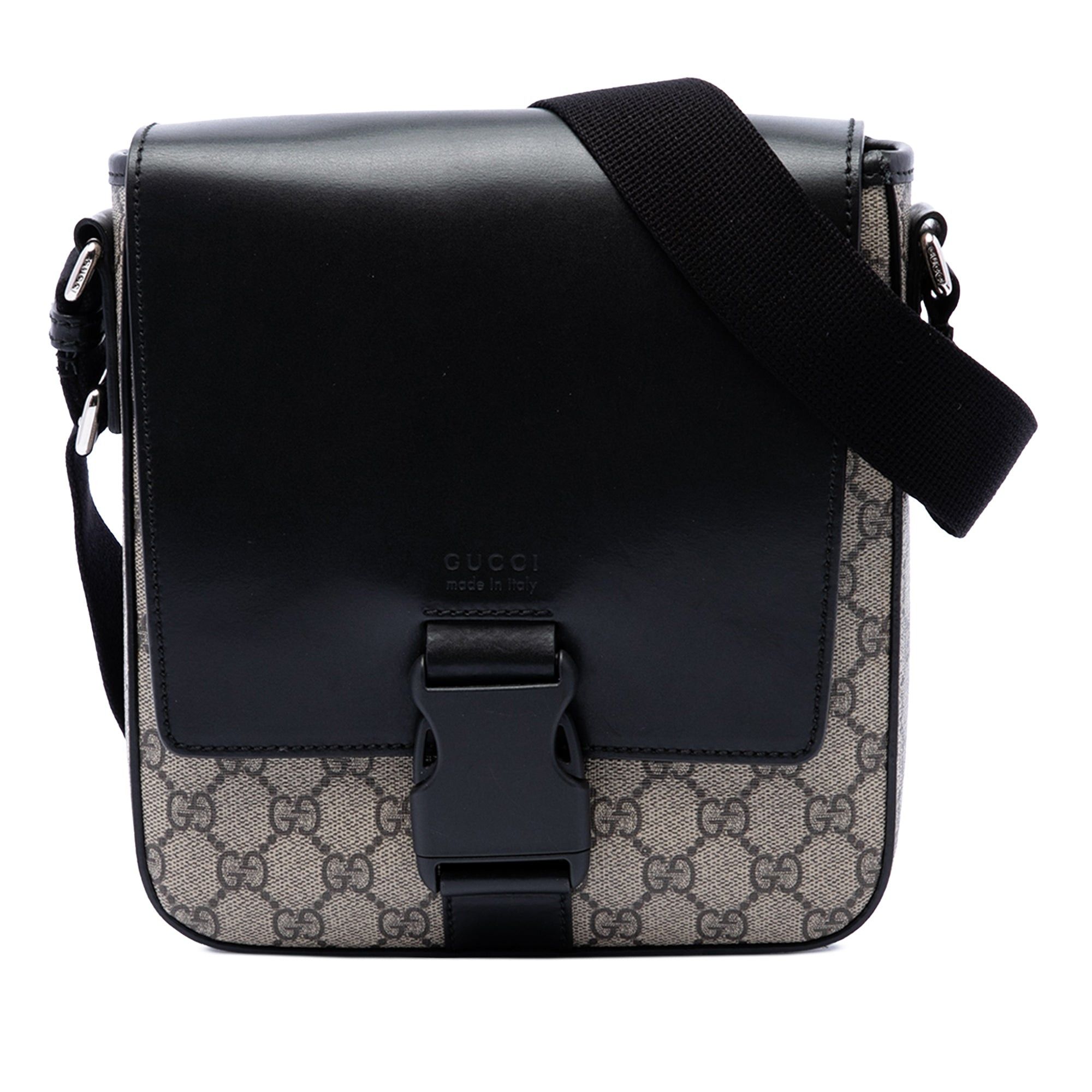 Gg Supreme Flap Messenger Bag in Beige, Women's