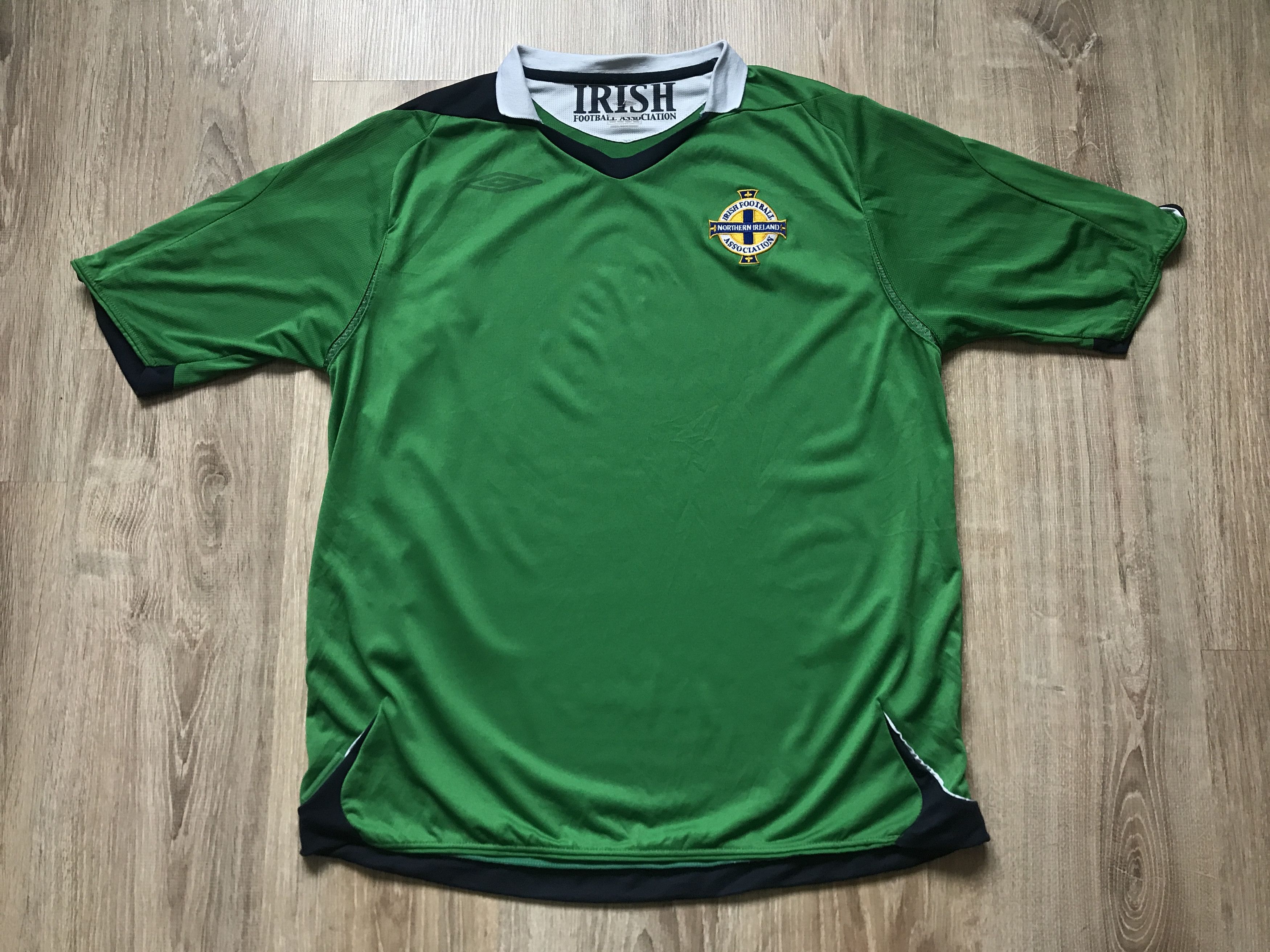 Umbro × Vintage Vintage Umbro Northern Ireland Shirt 2006-2008 Size US XL / EU 56 / 4 - 3 Thumbnail