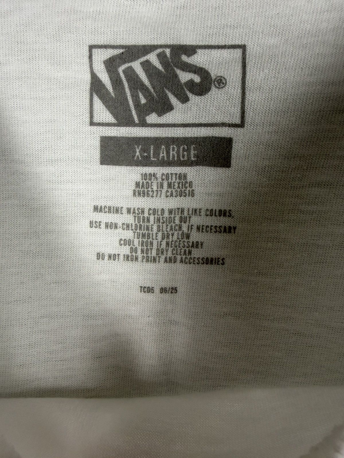 Vans Vans Off The Wall tee Size US XL / EU 56 / 4 - 4 Thumbnail