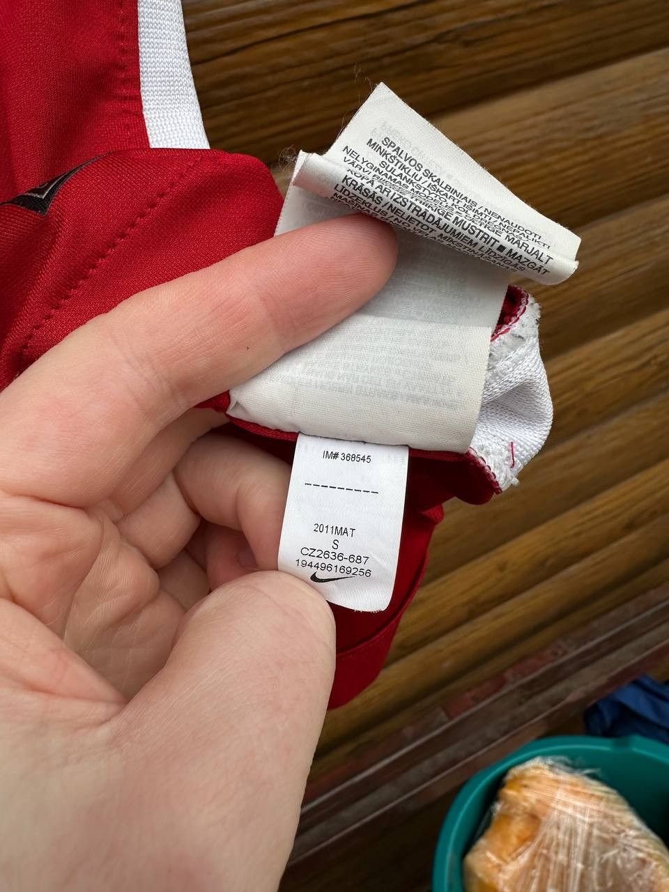 Nike Nike Liverpool Jersey Home Y2K Size US S / EU 44-46 / 1 - 8 Thumbnail