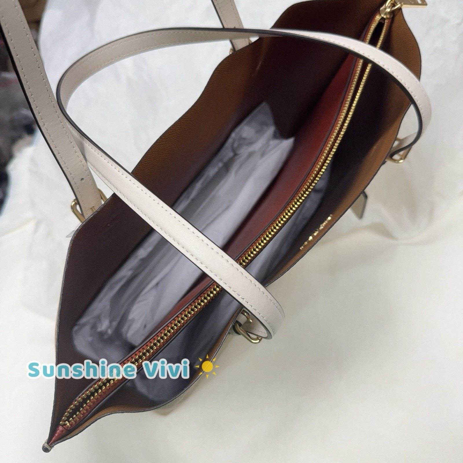 Coach NWT COACH 1665 Mollie Tote Bag Gold/Leather Light Khaki Size ONE SIZE - 7 Thumbnail