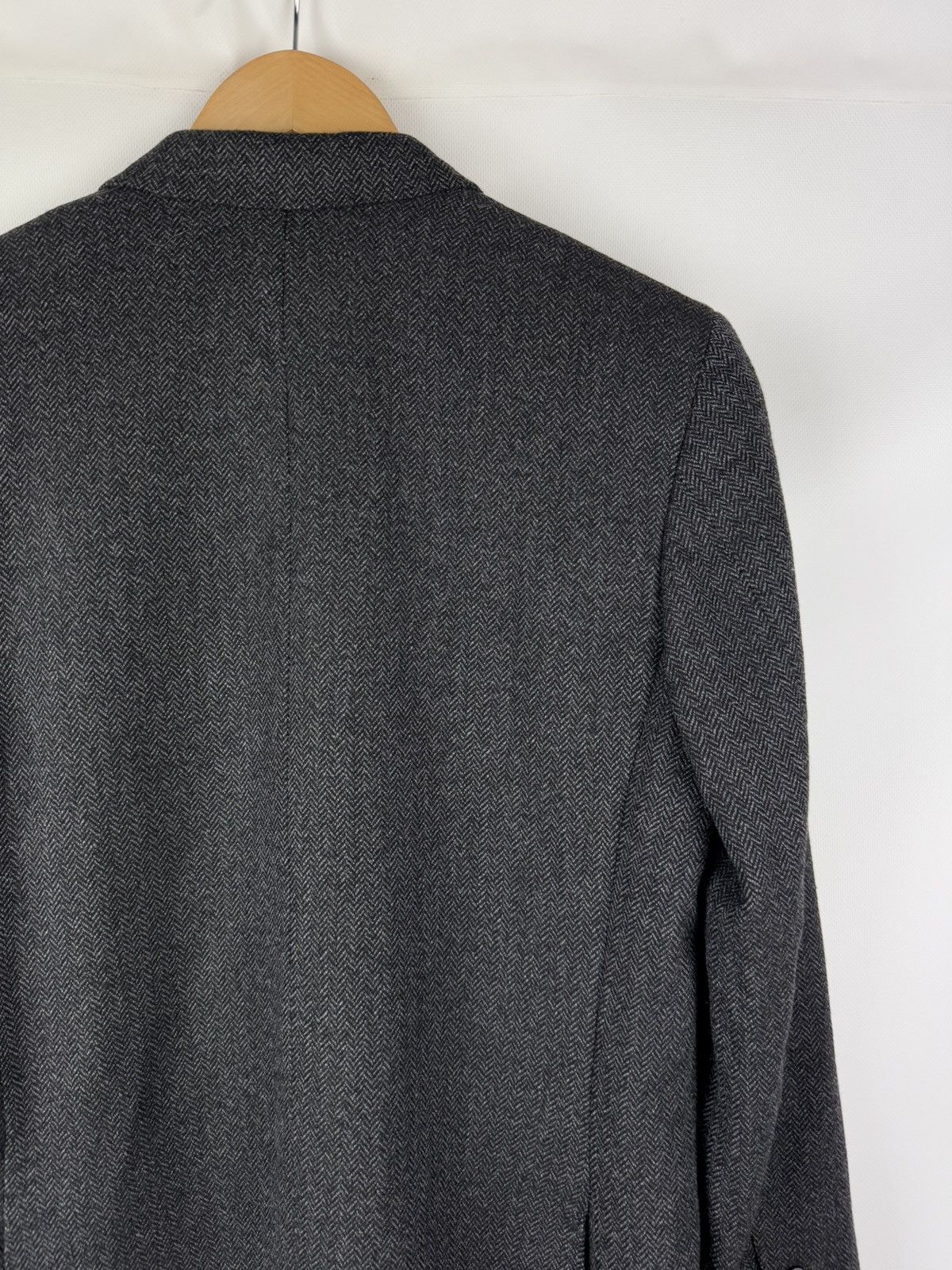 Canali Canali men’s herringbone wool tweed blazer jacket sportcoat Size 42R - 14 Thumbnail