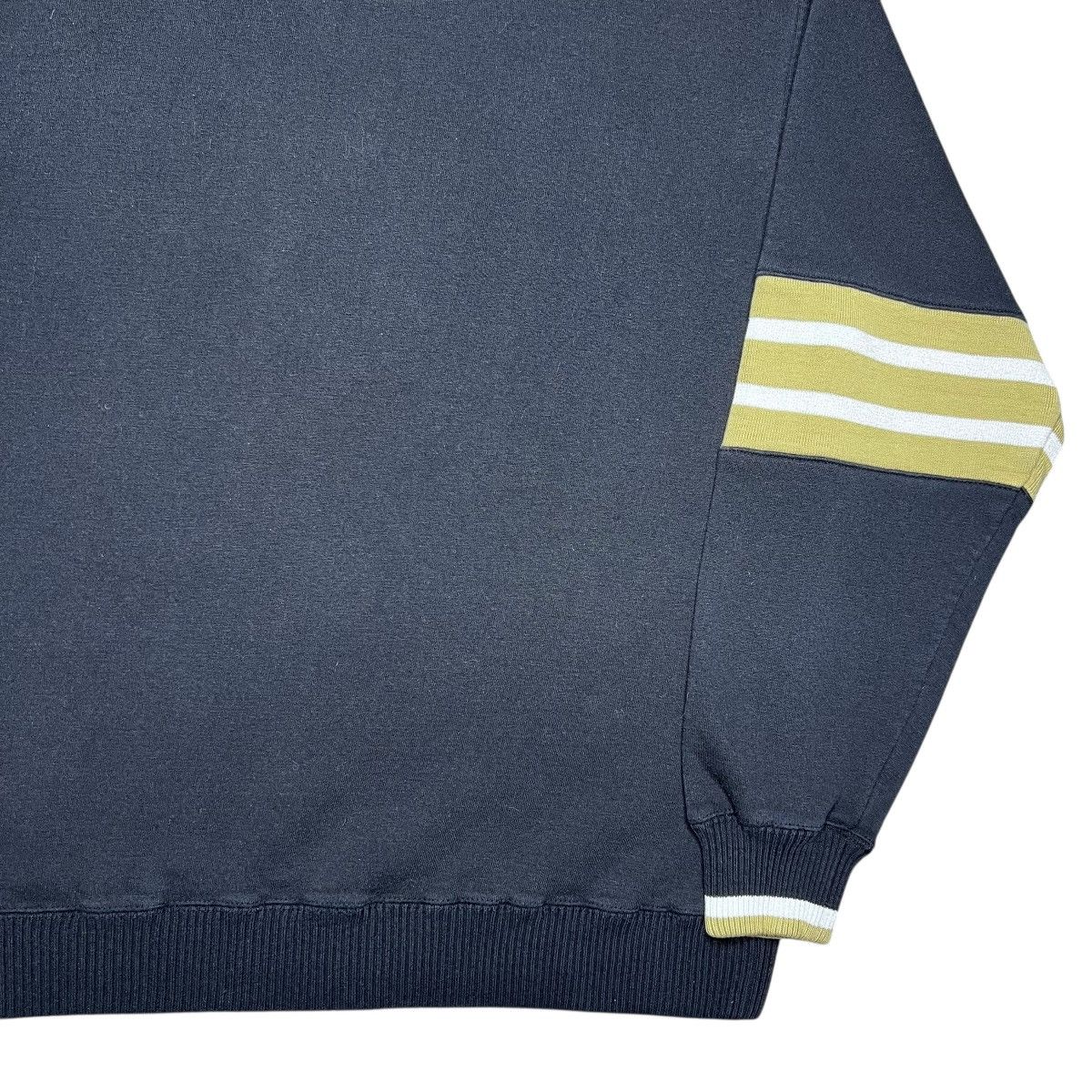 NCAA 90s NCAA Colorado Buffaloes Lee Sport Embroidered Sweatshirt Size US L / EU 52-54 / 3 - 22 Thumbnail