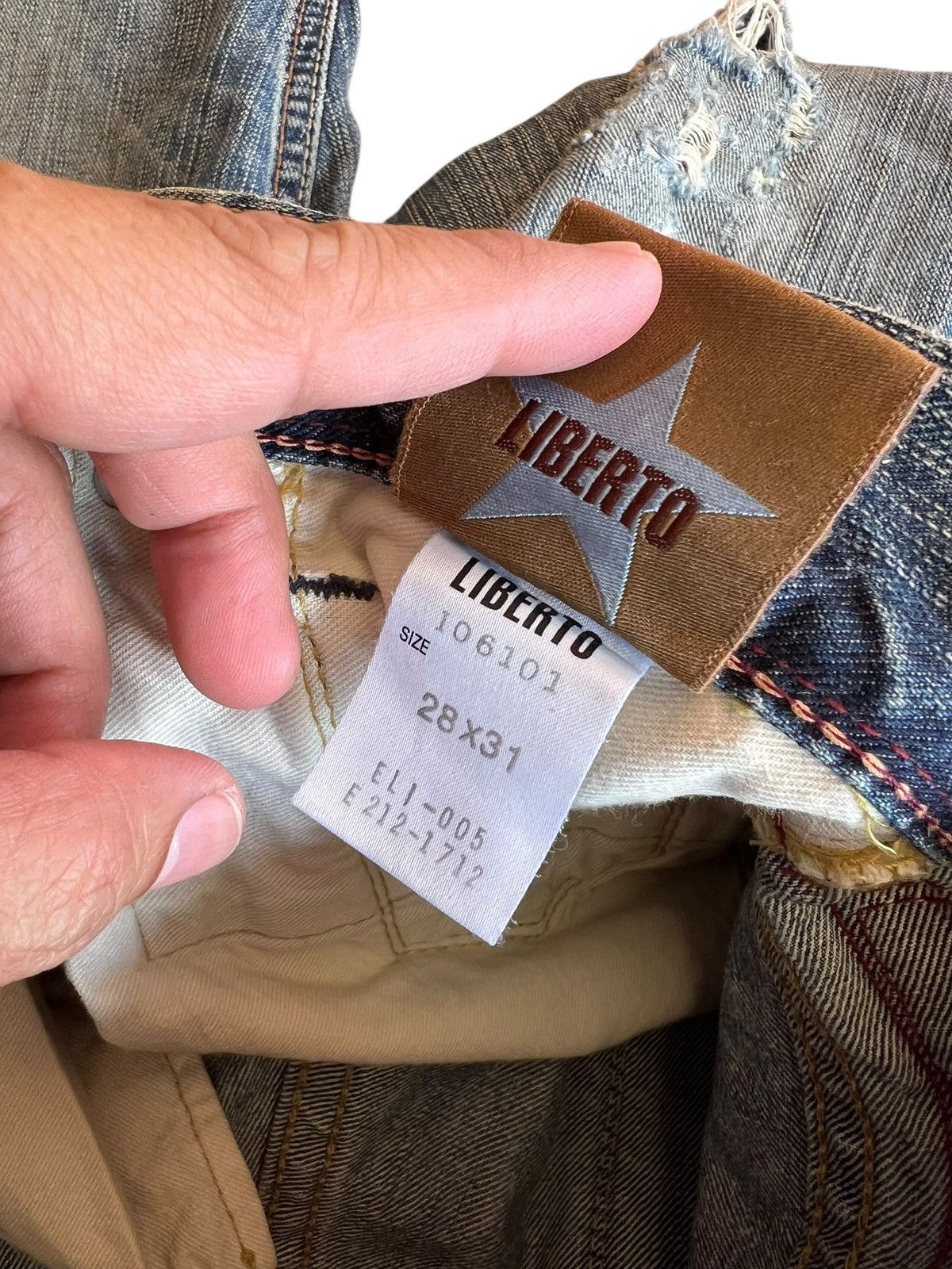 Japanese Brand Vintage Liberto XXX Distressed Flare Mudwash Jean Size US 28 / EU 44 - 19 Thumbnail