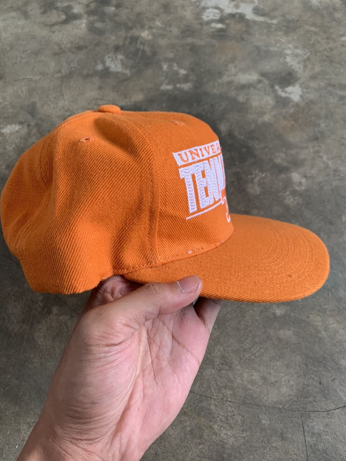 Vintage Vintage University Tennesse Sports specialties Size ONE SIZE - 3 Thumbnail