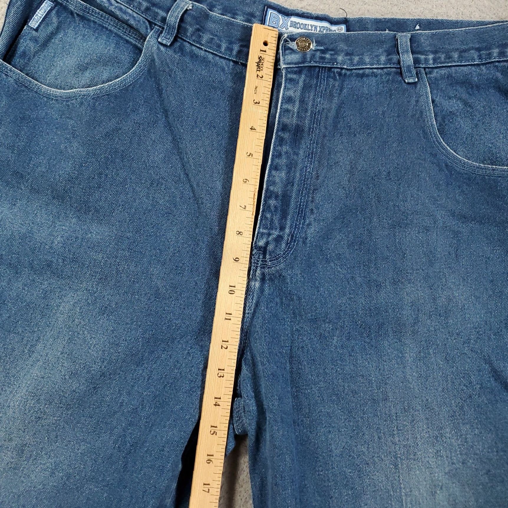 Express VINTAGE BROOKLYN XPRESS Jorts Denim Shorts 42 Mens Distressed 5-Pocket Bermuda Blue Socks? Size US 42 / EU 58 - 5 Thumbnail