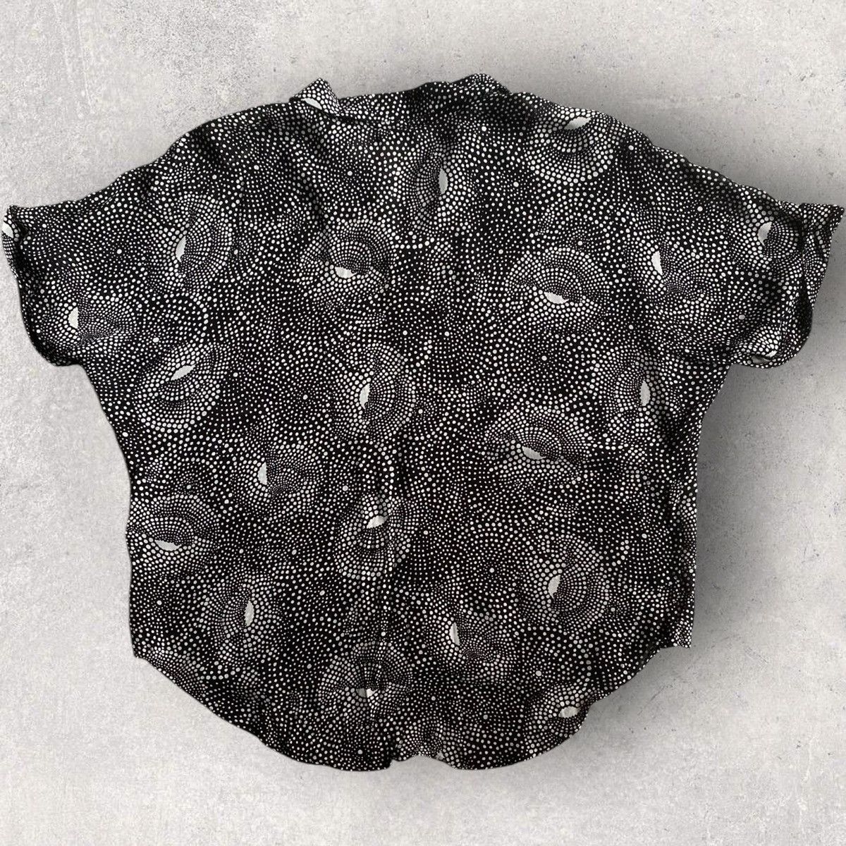 Saint Laurent Paris SS19 Polka dot Silk Shark Collar Shirt Size US S / EU 44-46 / 1 - 3 Thumbnail