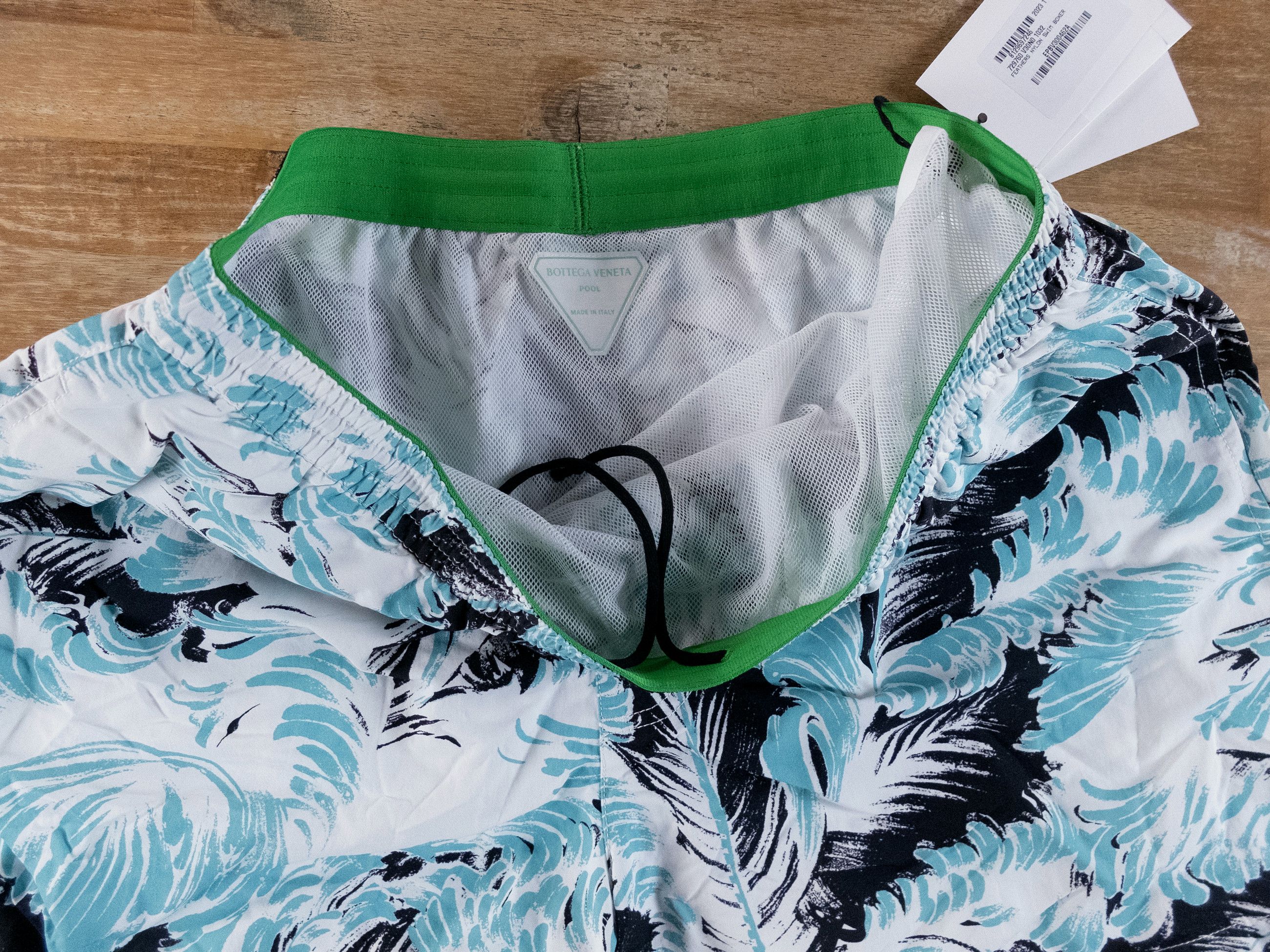 Bottega Veneta BOTTEGA VENETA white feather print nylon swim shorts Large Size US 34 / EU 50 - 5 Thumbnail