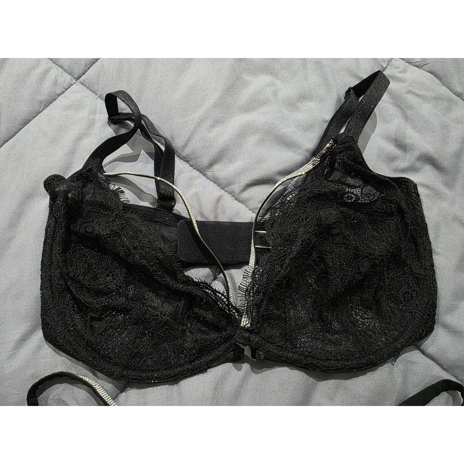 Victoria's Secret Victoria's Secret Very Sexy Lace Low Cut Demi Bedazzled Bra Size ONE SIZE - 6 Thumbnail