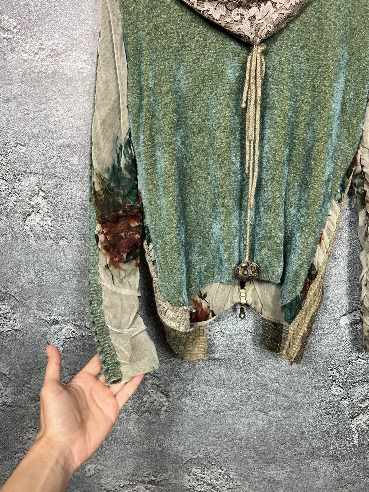 Vintage Vintage Tricot Chic Avant Garde Save the Queen Style Hoodie Size L / US 10 / IT 46 - 14 Thumbnail