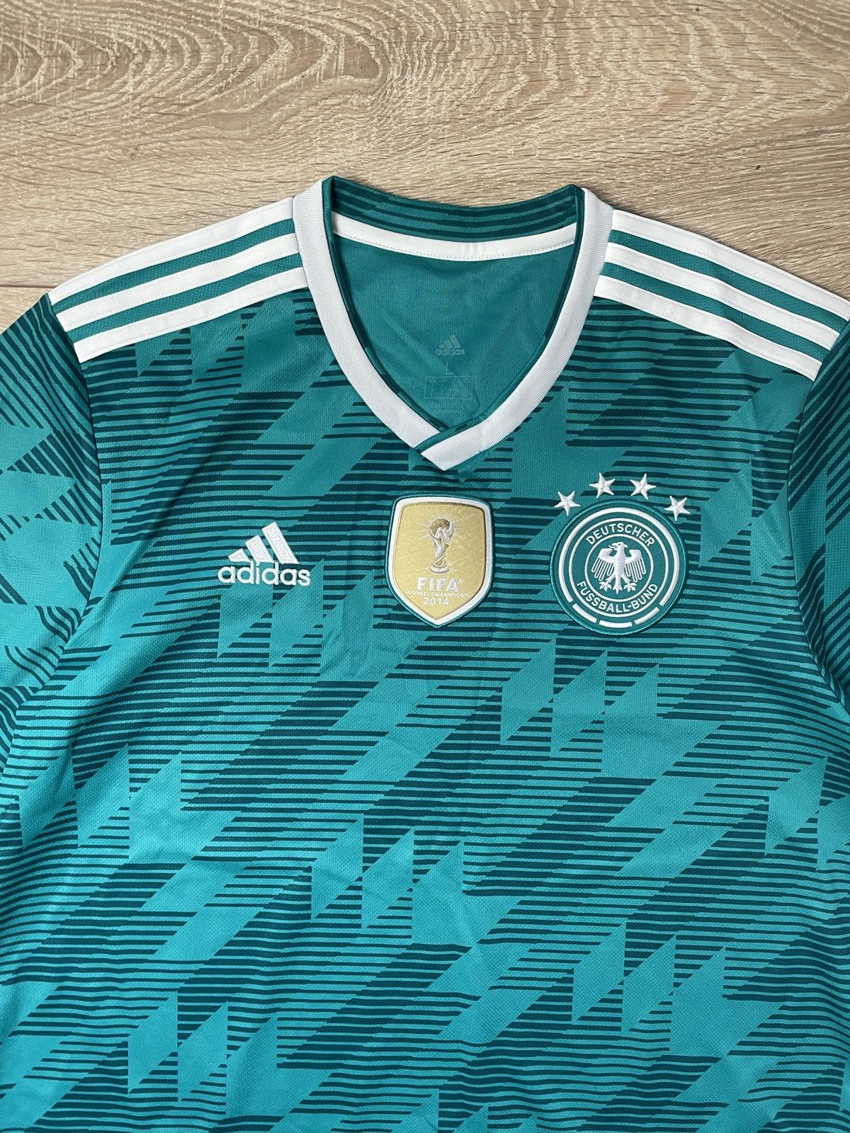 Adidas Germany 2014 world champions shirt soccer jersey L size Size US L / EU 52-54 / 3 - 5 Thumbnail