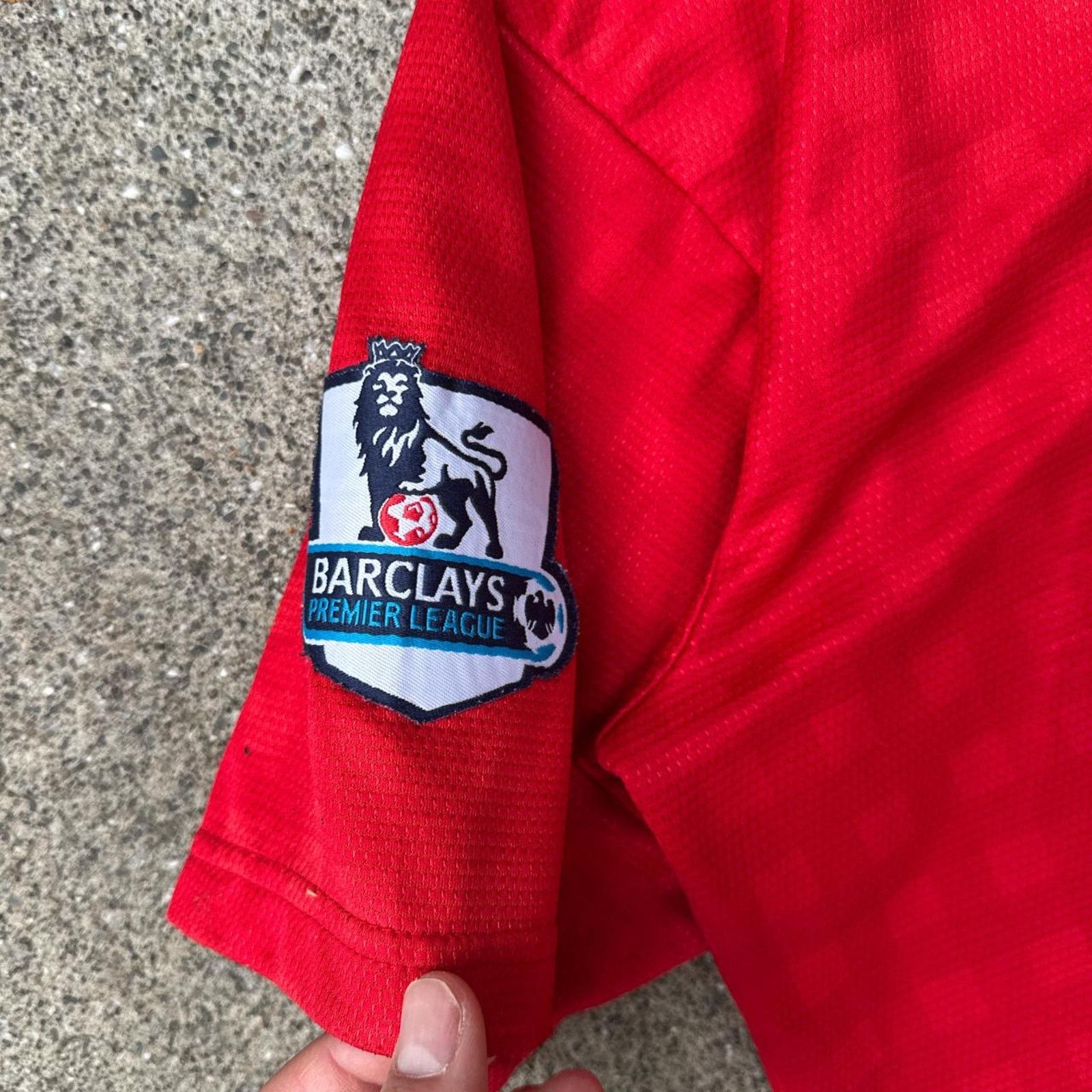 Vintage Retro 2012/2013 Manchester United Jersey Size Large Size US L / EU 52-54 / 3 - 5 Thumbnail