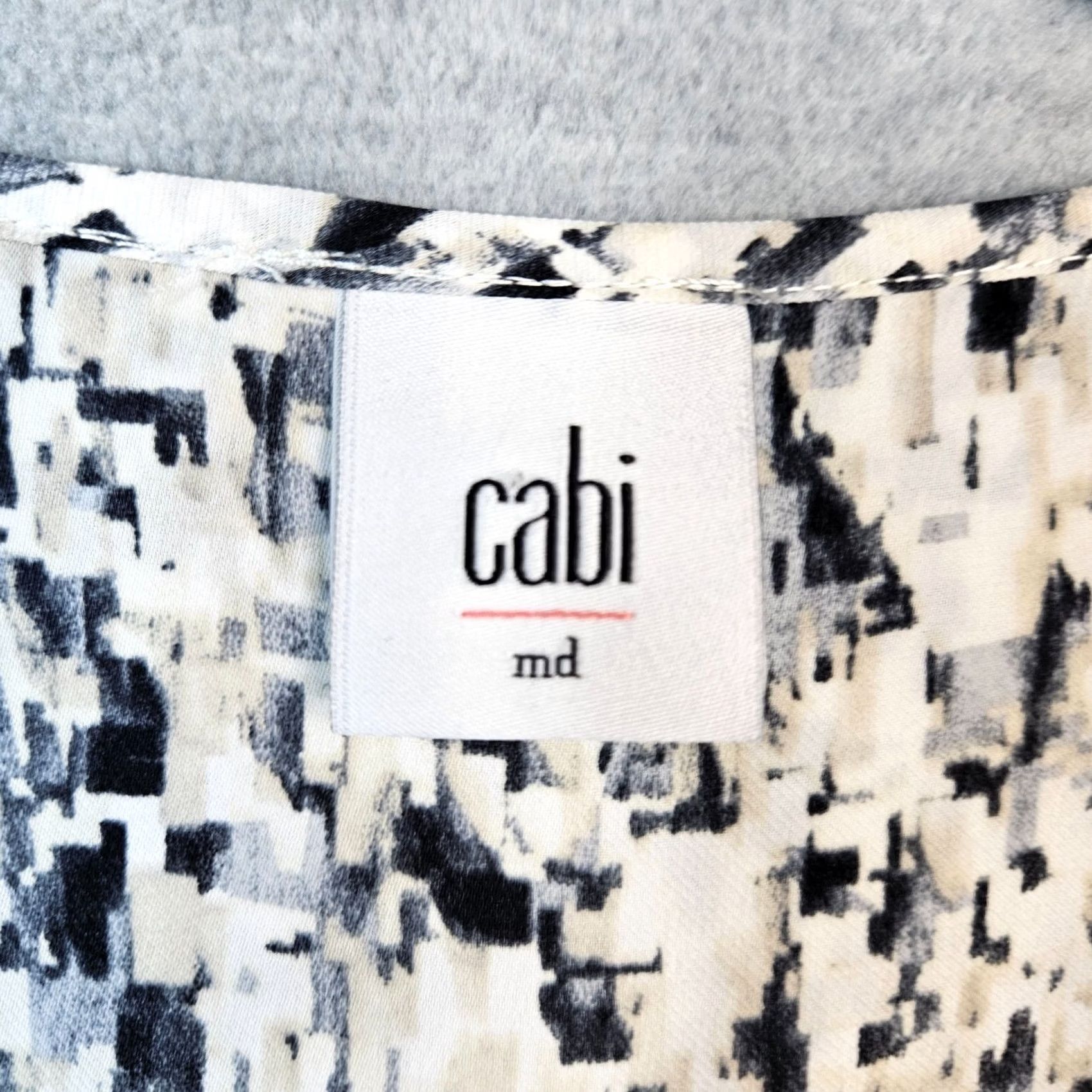 Vintage CAbi Hat Womens M Women Shatter Geometric neck Split Blouse Size Size M / US 6-8 / IT 42-44 - 6 Thumbnail
