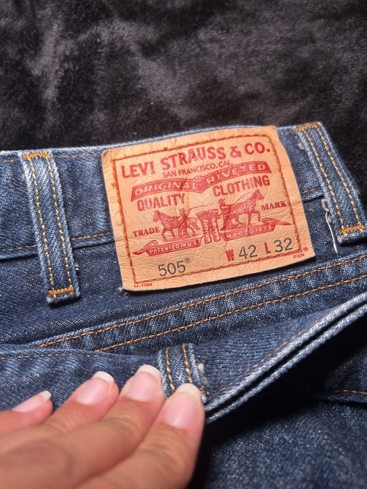 Levi's Vintage Levi’s 505 Jean Size US 42 / EU 58 - 3 Thumbnail