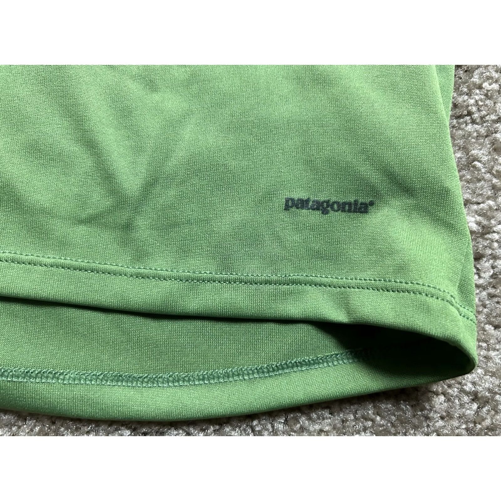 Patagonia VINTAGE Patagonia Capilene LightWeight Shirt Men’s XL Base Layer Performance Hideaway Shirt Size US XL / EU 56 / 4 - 3 Thumbnail