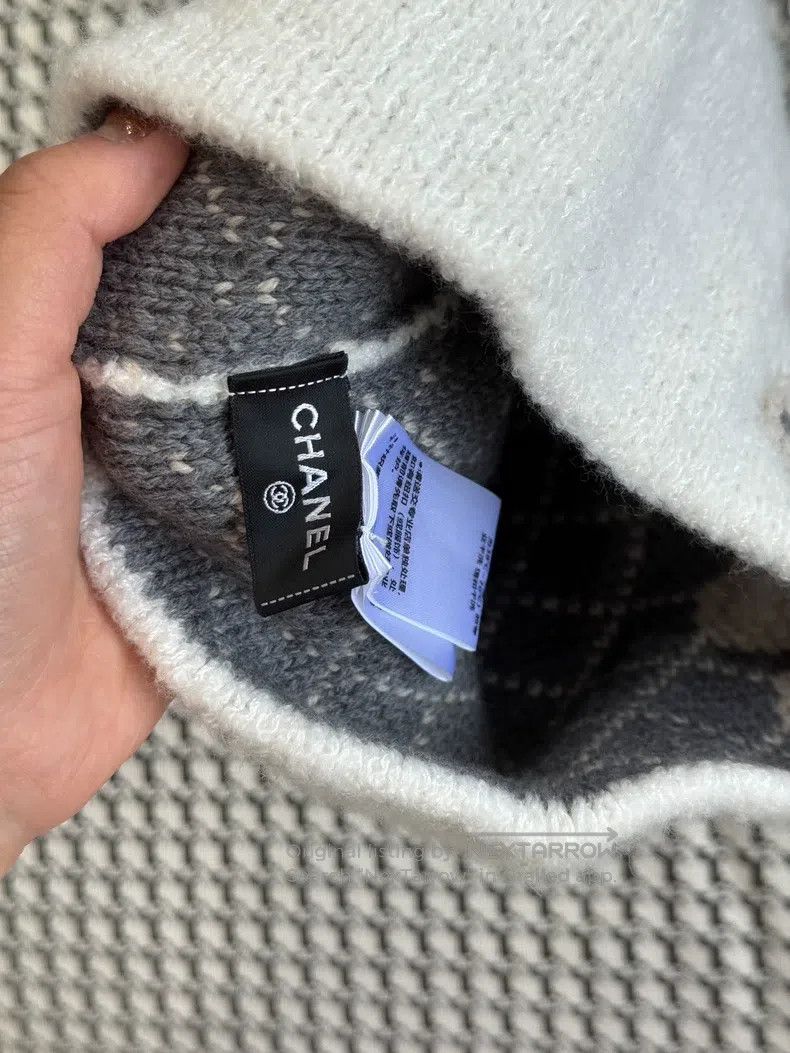 Chanel Chanel 22B white and gray double-sided cashmere cold hat Size ONE SIZE - 5 Thumbnail
