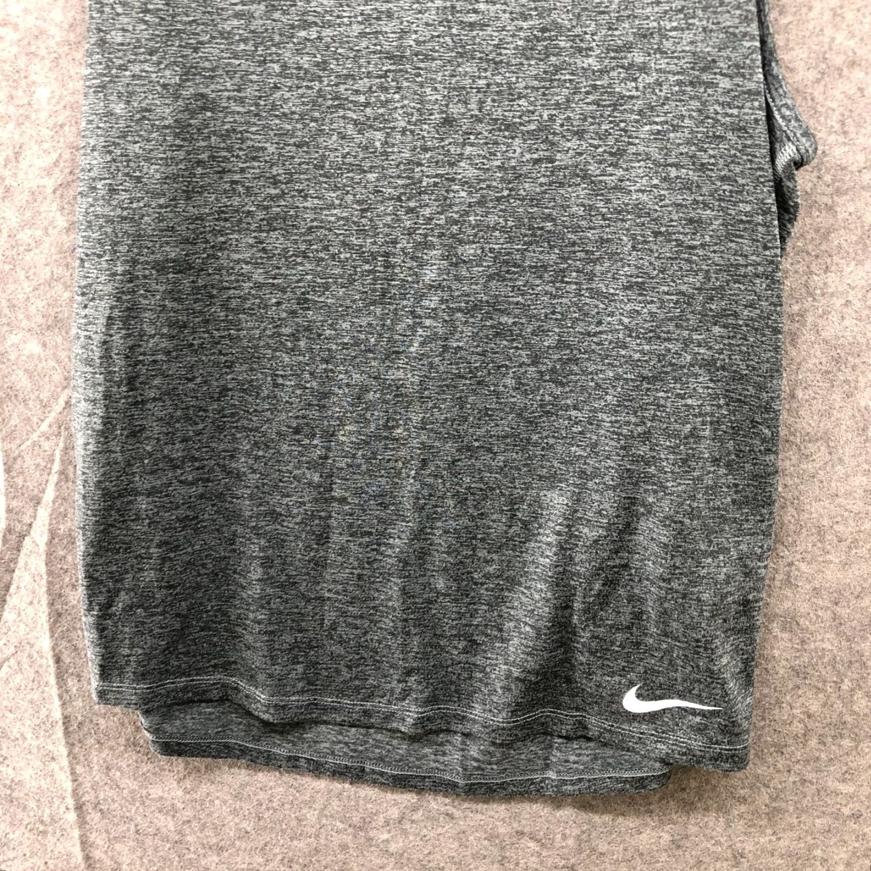 Nike Nike Dri-Fit Tank Top Womens S Gray Heather Indoor Activewear Running Crewneck Pullover Short Sleeveless Small Size S / US 4 / IT 40 - 4 Thumbnail