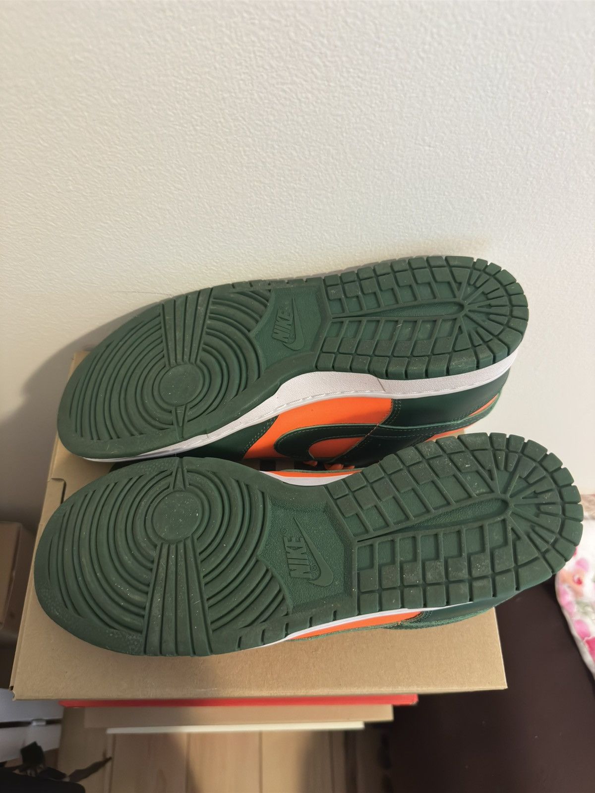 Nike Nike Dunk Low Retro (Miami Hurricanes) Size US 10.5 / EU 43-44 - 5 Thumbnail