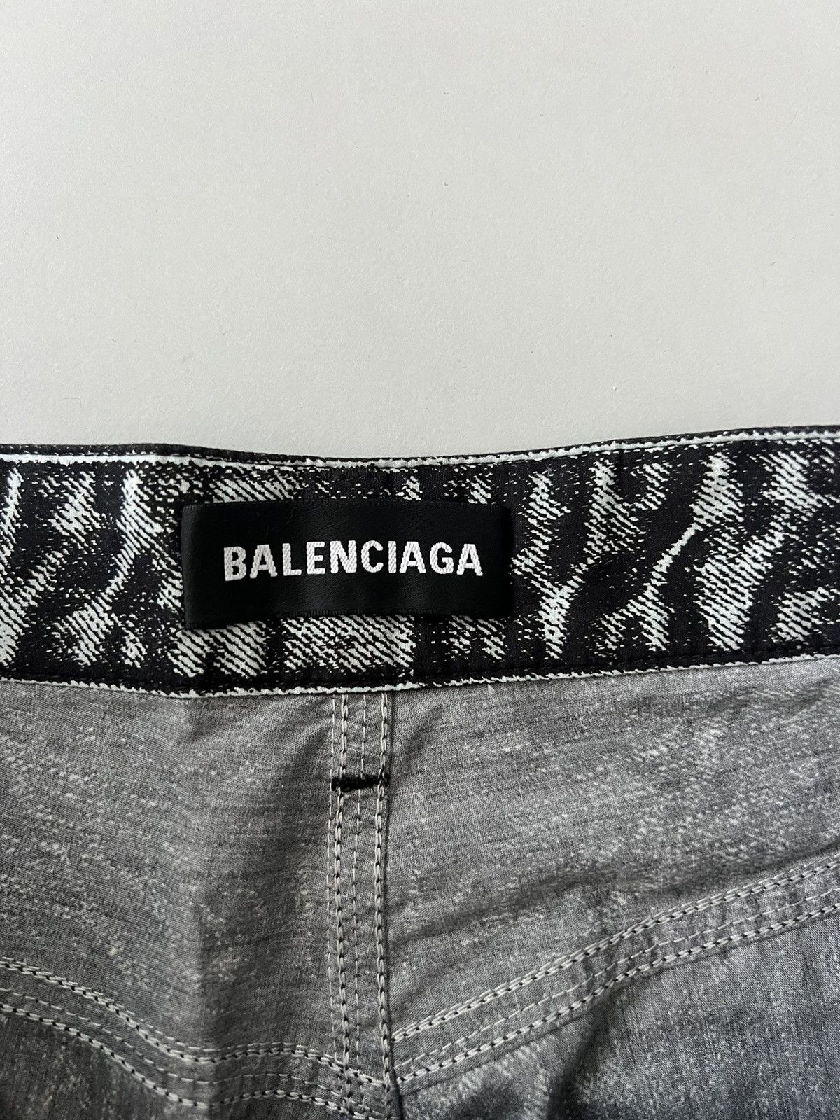 Balenciaga Balenciaga Trompe L'oeil Baggy Jeans Size US 32 / EU 48 - 7 Thumbnail