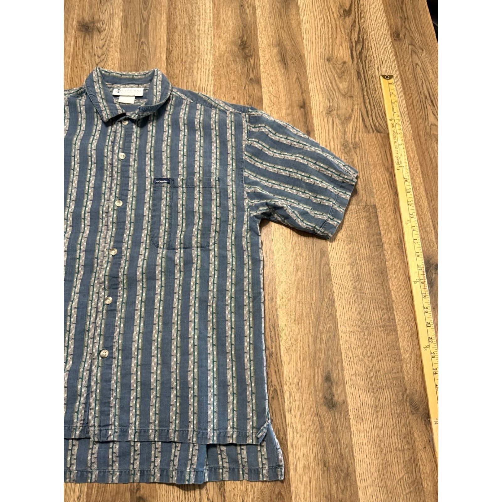 Vintage Columbia Shirt Men's Medium Gray Short Sleeve Button Up Striped Casual Size US M / EU 48-50 / 2 - 3 Thumbnail