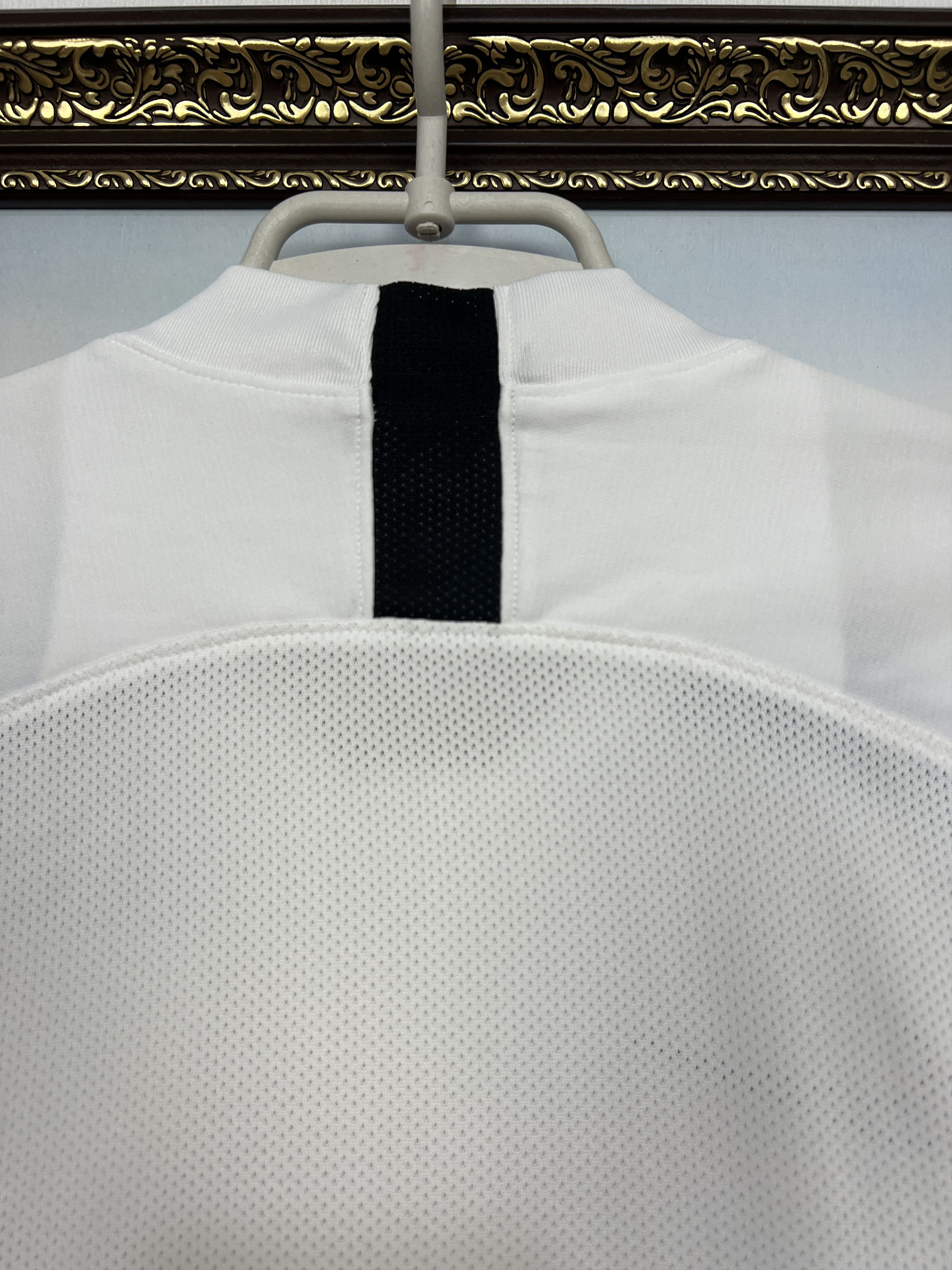 Nike Finland Home football shirt 2018 Soccer Nike White Jersey Size US M / EU 48-50 / 2 - 9 Thumbnail