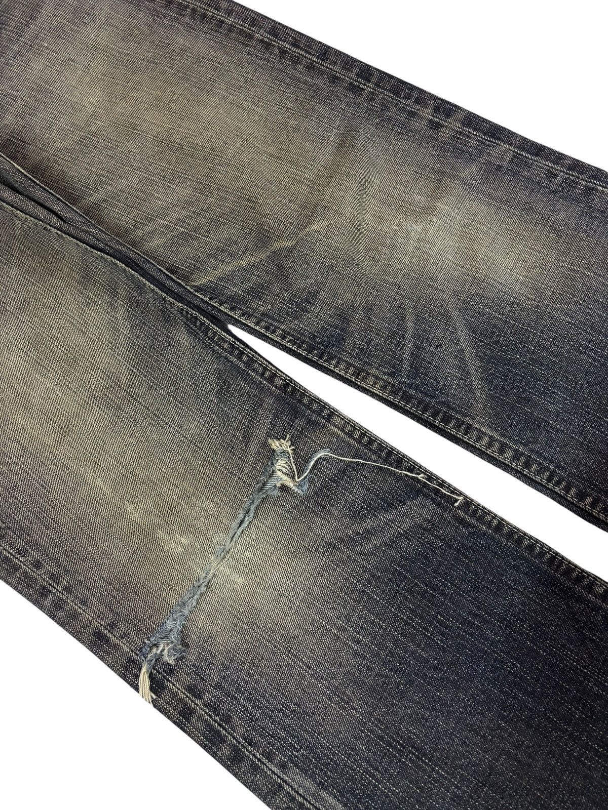 Levi's Vtg 90s Levis Japan 501 Distressed Jeans Size US 30 / EU 46 - 3 Thumbnail