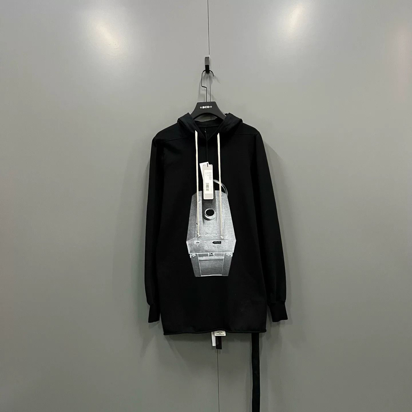 Rick Owens Rick Owens Black Graphic Print Hoodie XS S M L Size US XS / EU 42 / 0 - 1 Thumbnail