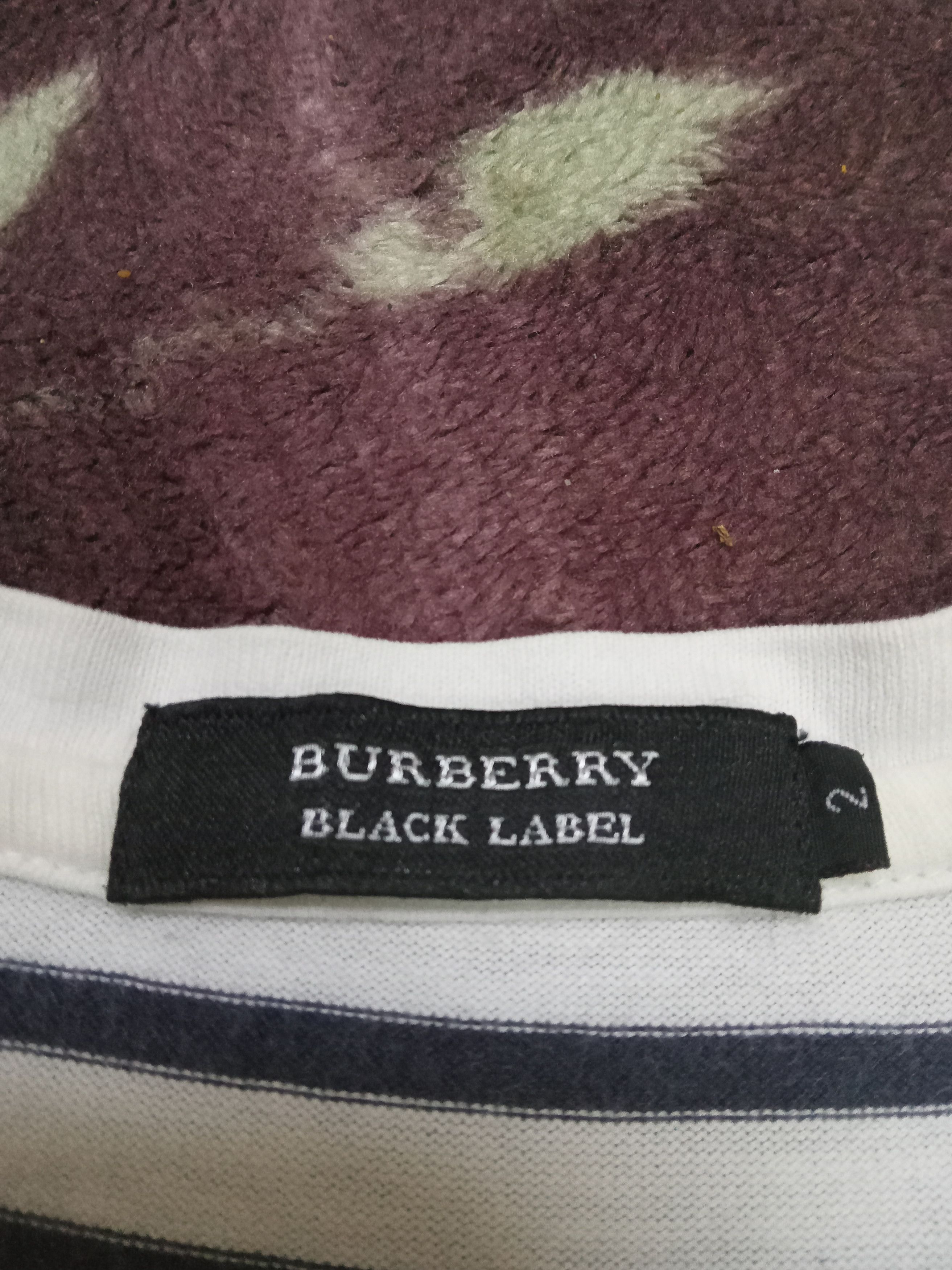 Burberry Beatnik X Burberry Black Label Stripe V Neck Tee Size XS / US 0-2 / IT 36-38 - 3 Thumbnail