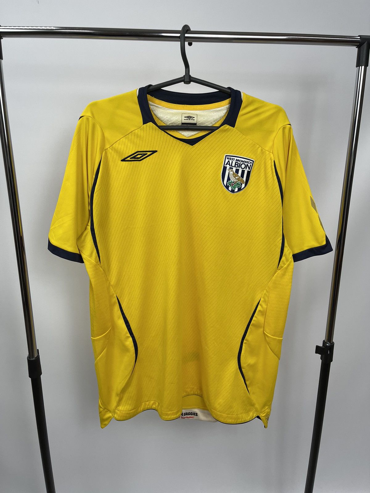 Umbro West Bromwich Brom Albion 2008 - 2009 Umbro Shirt Size L Size US L / EU 52-54 / 3 - 1 Thumbnail