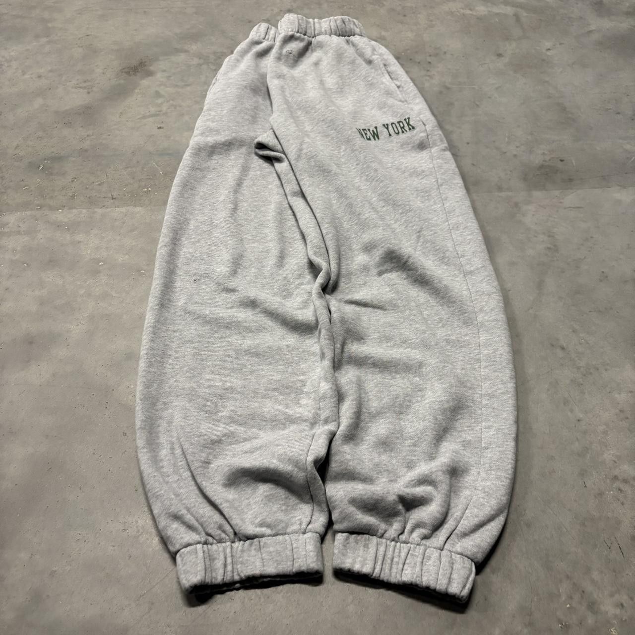 Japanese Brand × Vintage Crazy Vintage Y2K/2000s Light Grey Streetwear Essential Sweatpants! Size US 28 / EU 44 - 3 Thumbnail