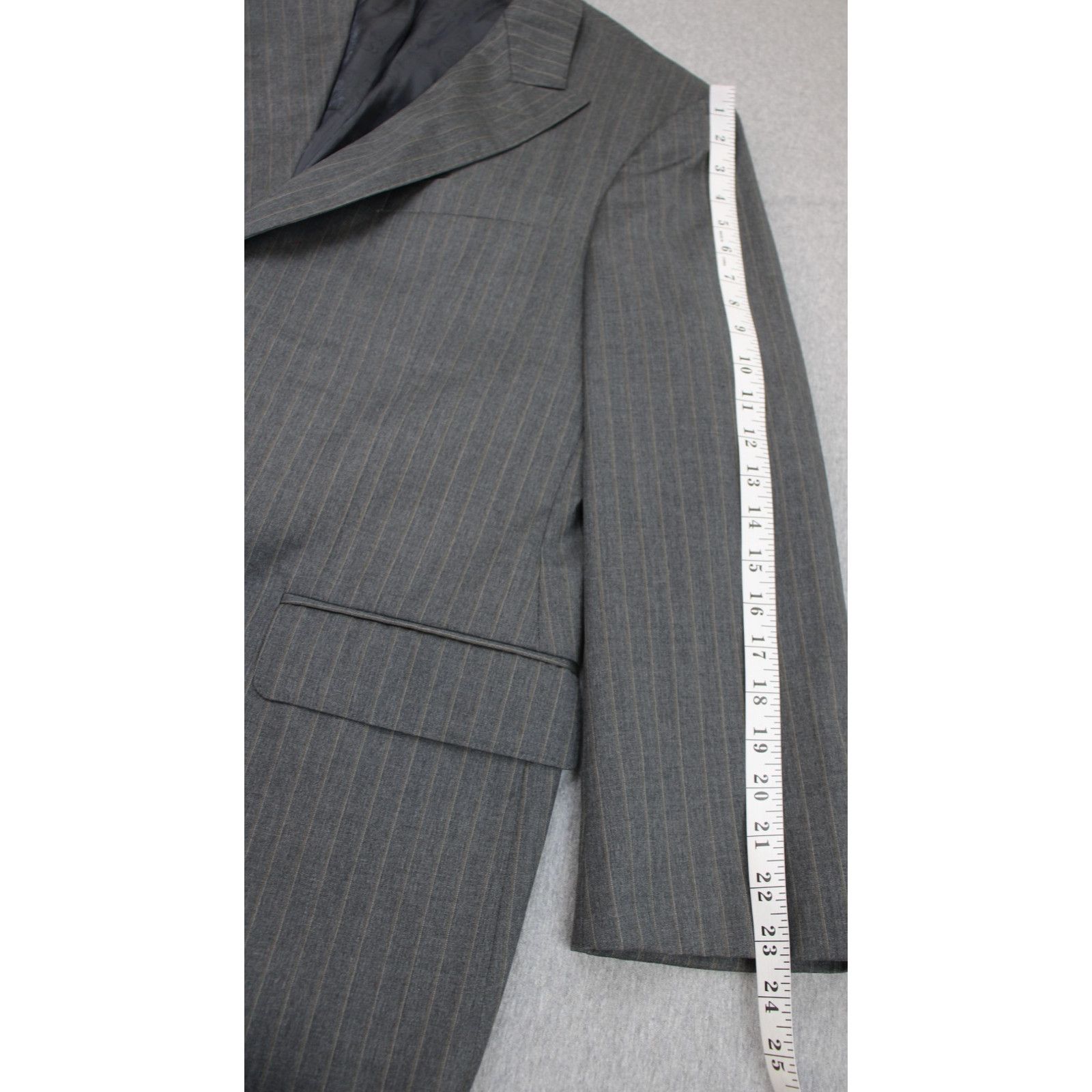 Jos. A. Bank Jos A Bank Blazer Mens 44R Gray 2 Button Peak Lapel Size 44R - 13 Thumbnail
