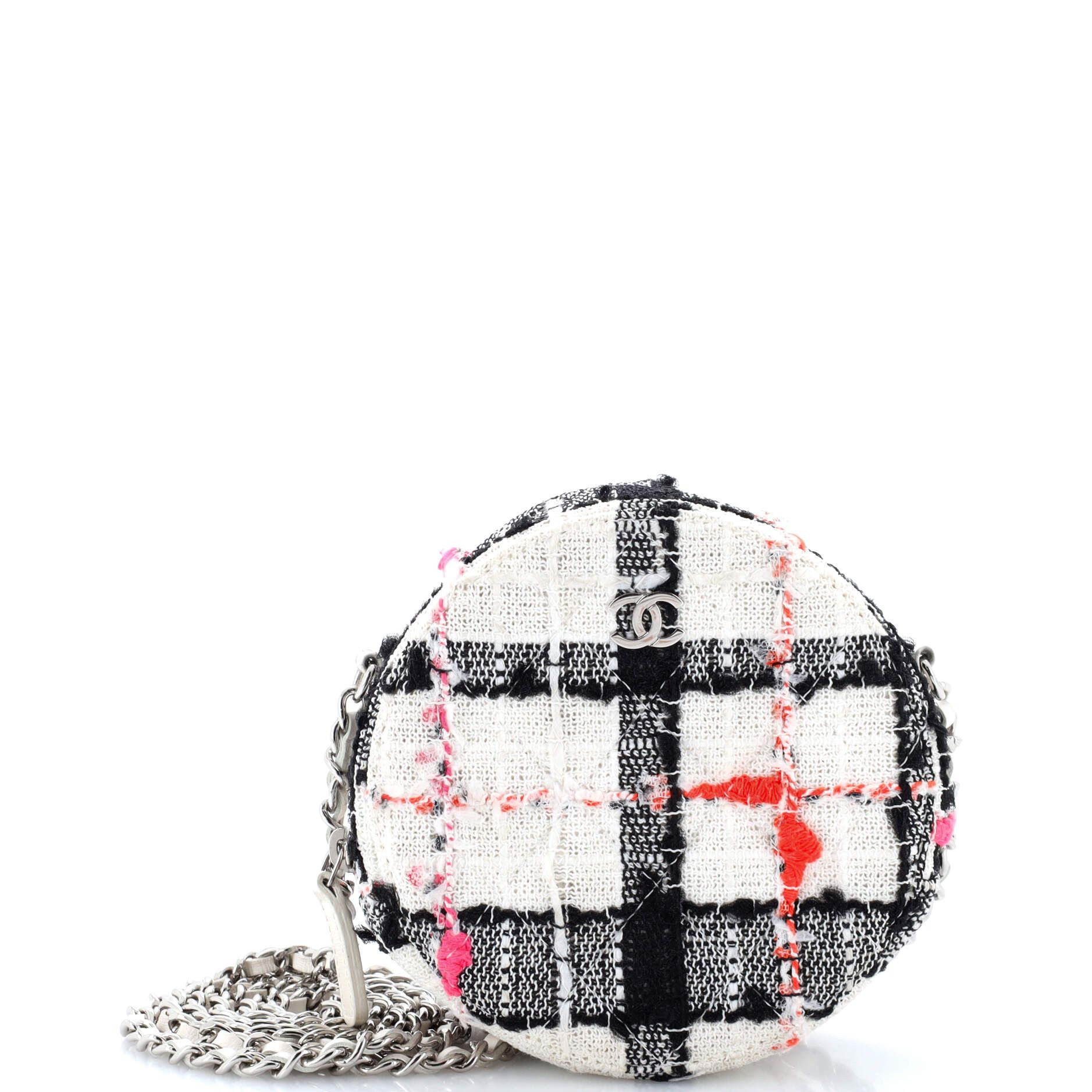 Chanel Round Chain Clutch Mini Size ONE SIZE - 1 Thumbnail