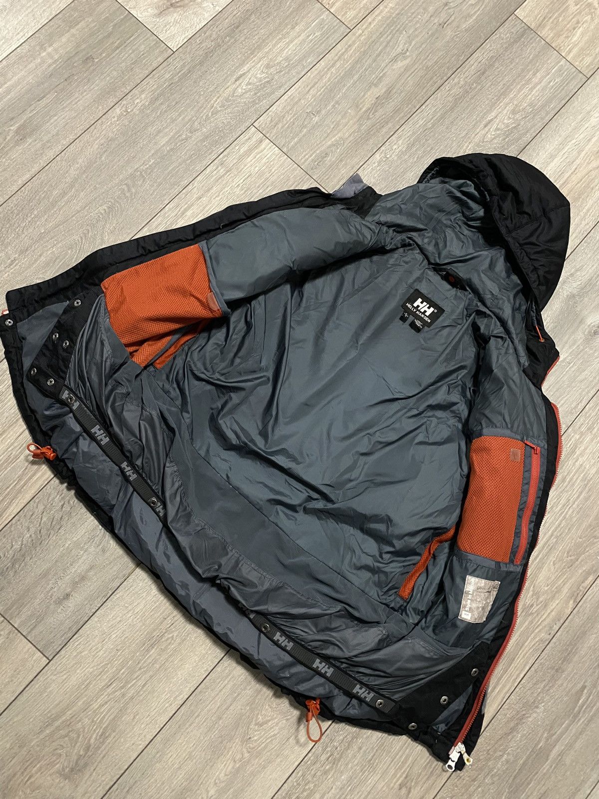 Helly Hansen Puffer Jacket Down Hally Hansen Black Hooded Warm Tightening Size US S / EU 44-46 / 1 - 4 Thumbnail