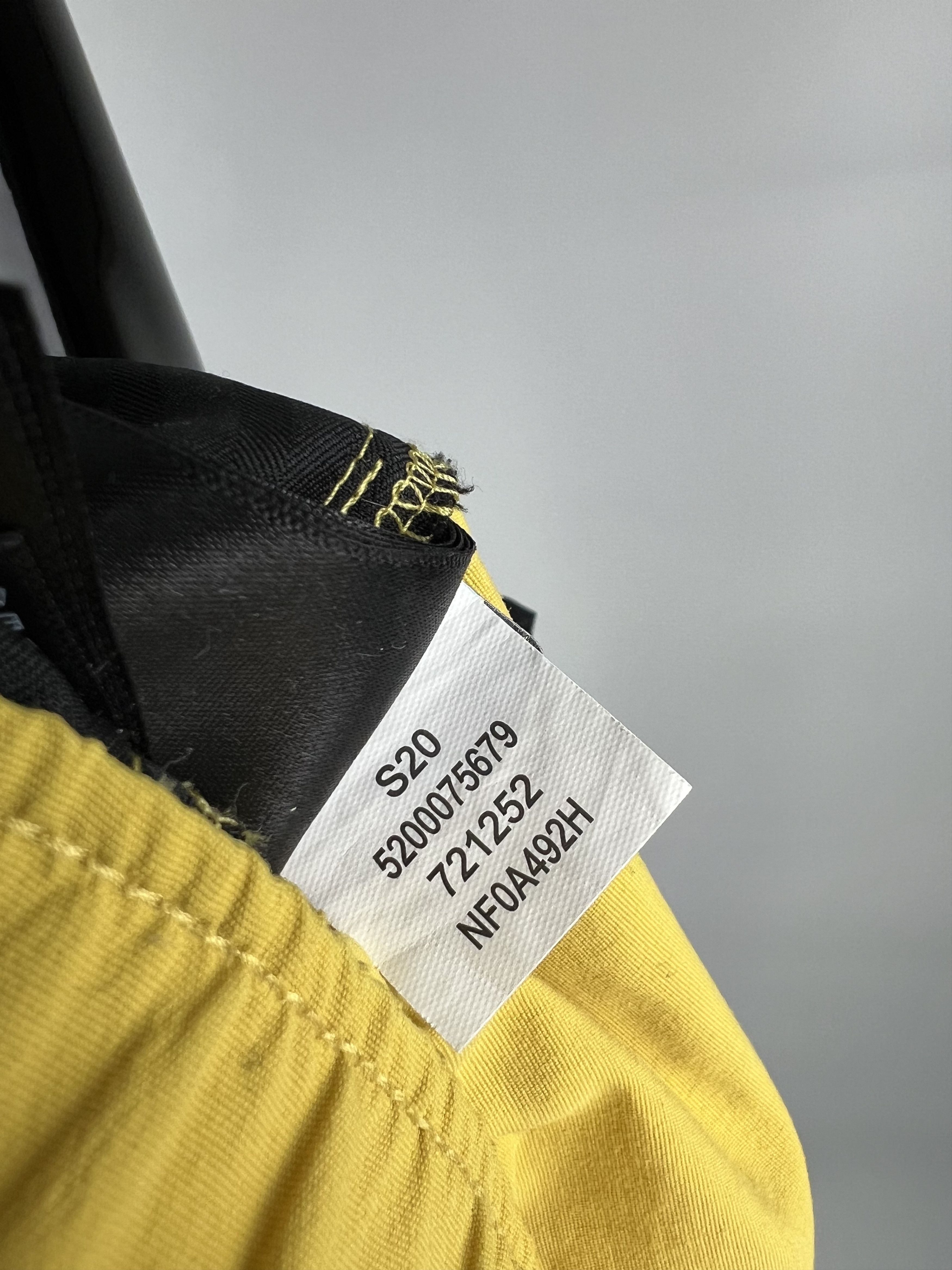 The North Face The North Face Shorts Big Logo Size M Size US 32 / EU 48 - 7 Thumbnail