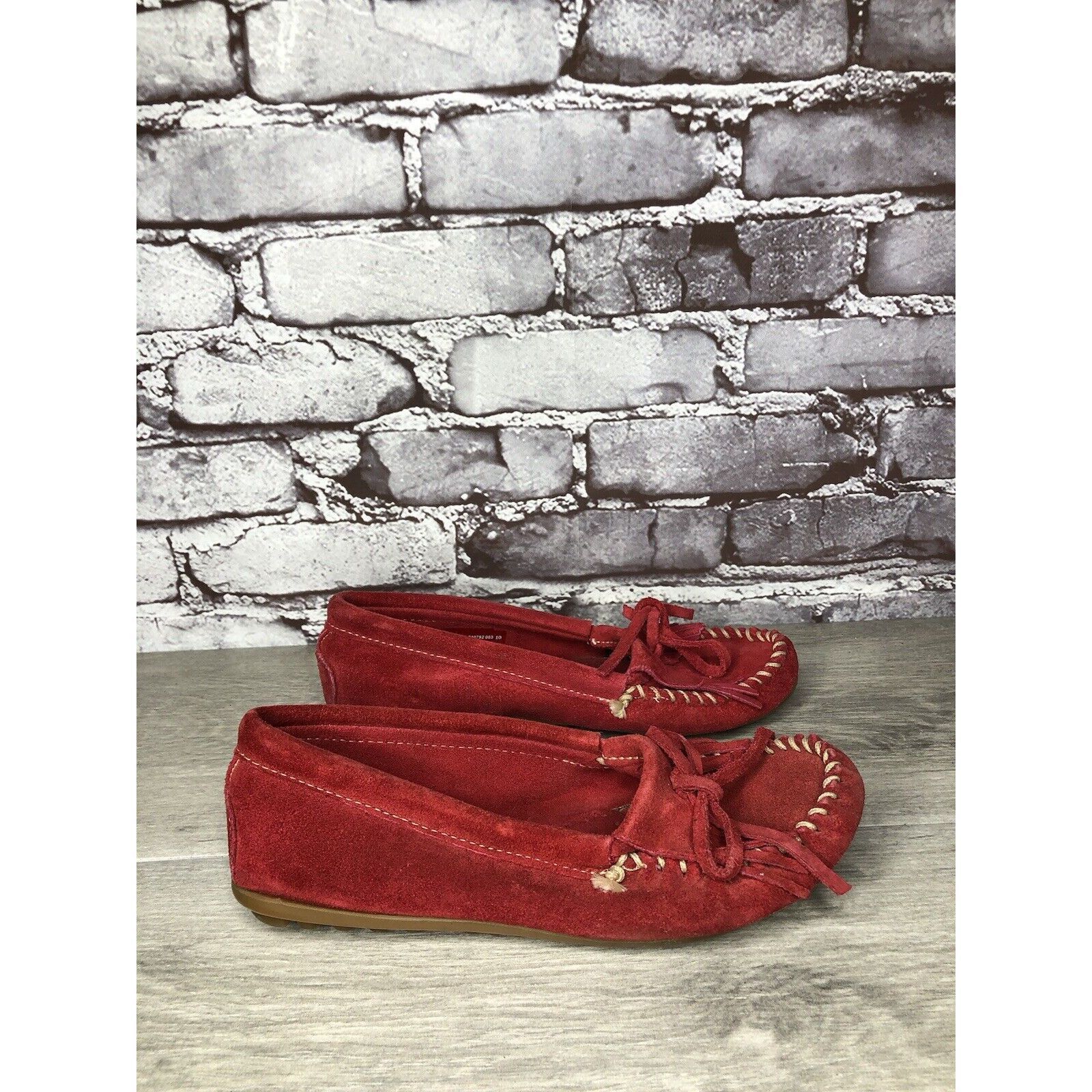 Minnetonka Minnetonka Red Suede Kiltie Fringe Bow Moccasins Shoes Women Size US 6 / IT 36 - 18 Thumbnail