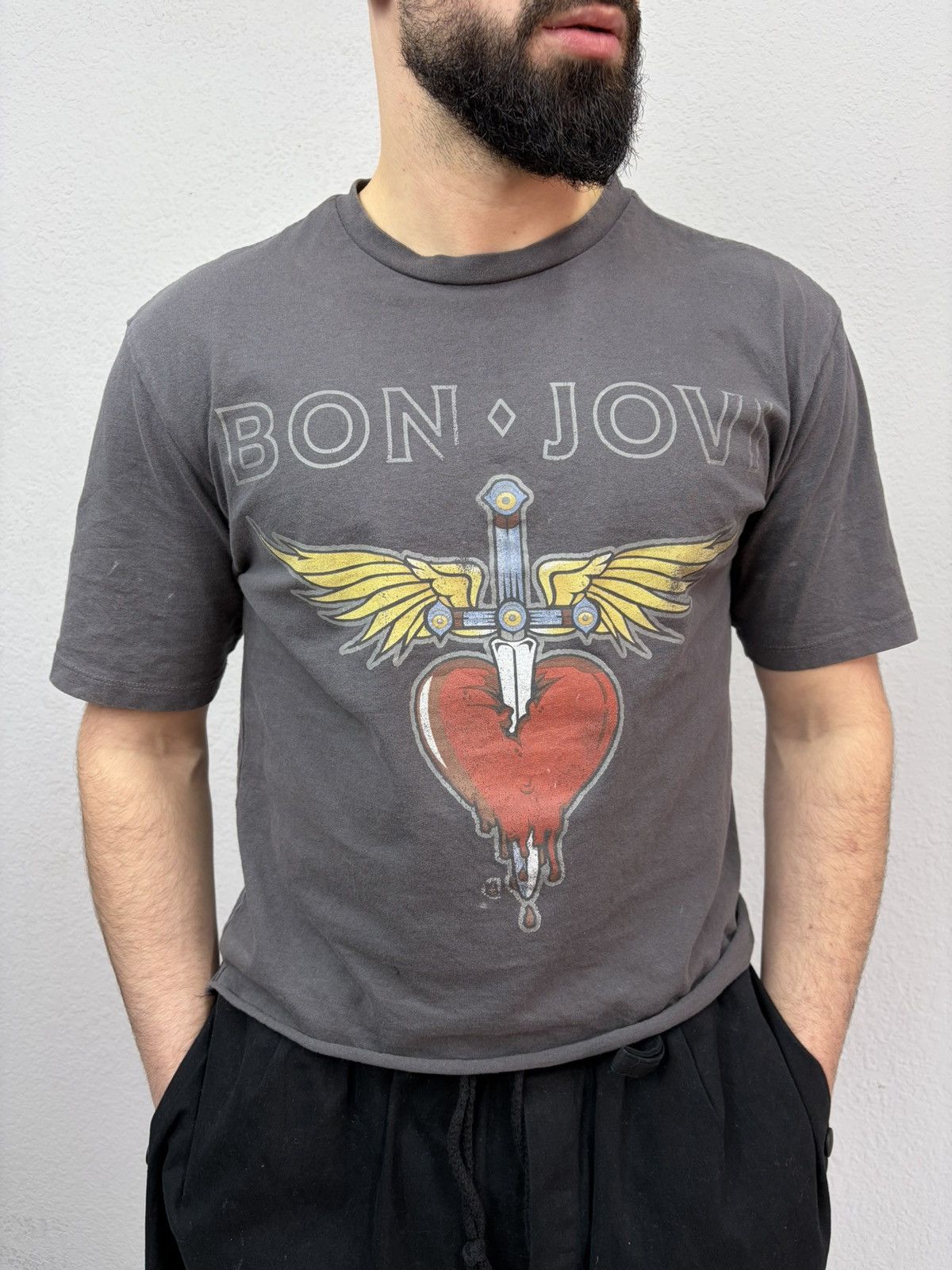 Band Tees Bon Jovi 1986–87 World Tour Tee Vintage Fade Rock Band Shirt Size US S / EU 44-46 / 1 - 8 Thumbnail