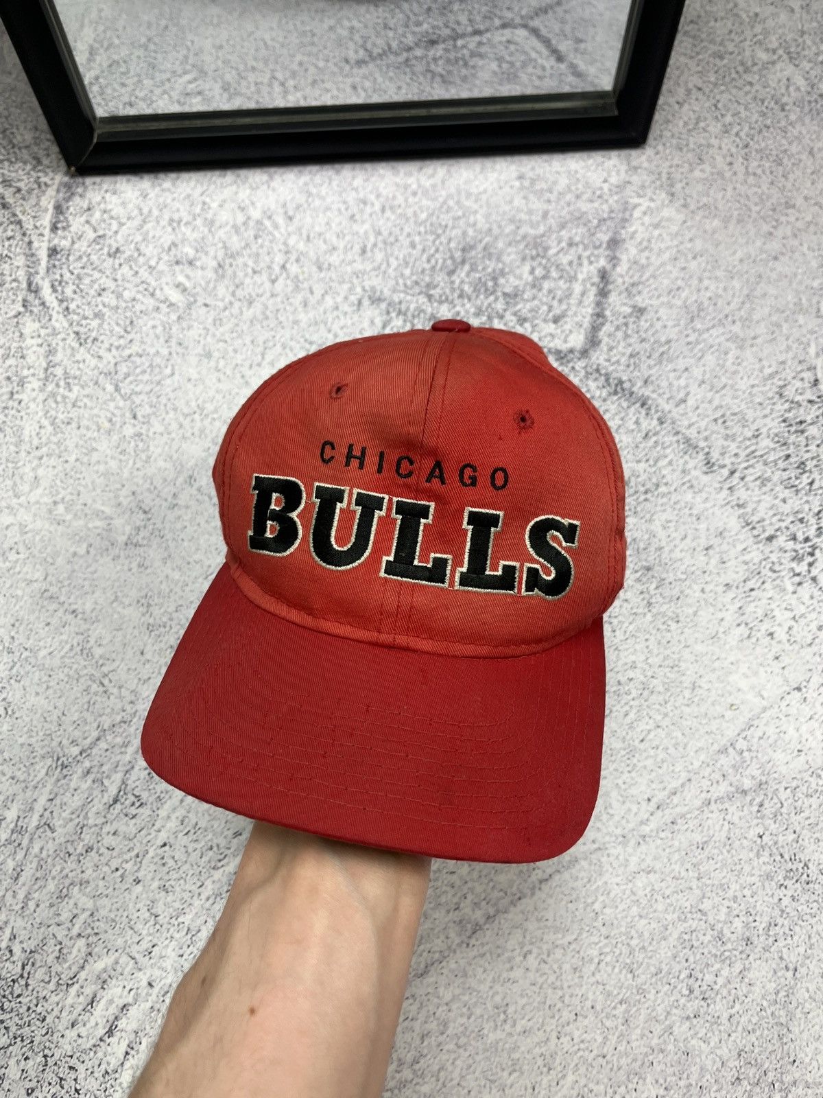 NBA × Starter × Vintage Vintage 90’s Chicago Bulls Script Logo NBA Starter Cap Rare Size ONE SIZE - 1 Thumbnail