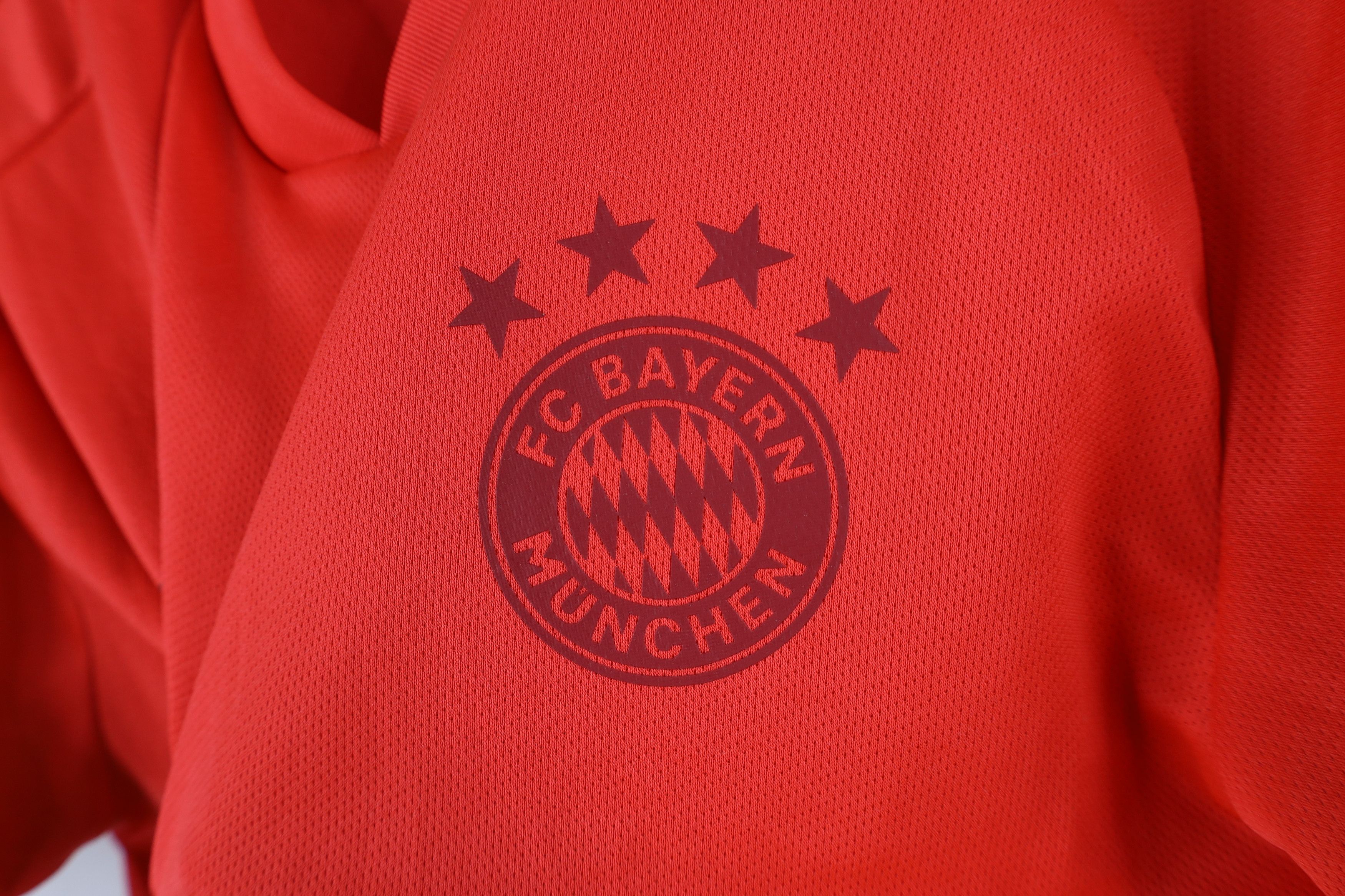 Adidas × Vintage Adidas Spell Bayern Munchen Munich Soccer Futbol Jersey Red Size US S / EU 44-46 / 1 - 5 Thumbnail