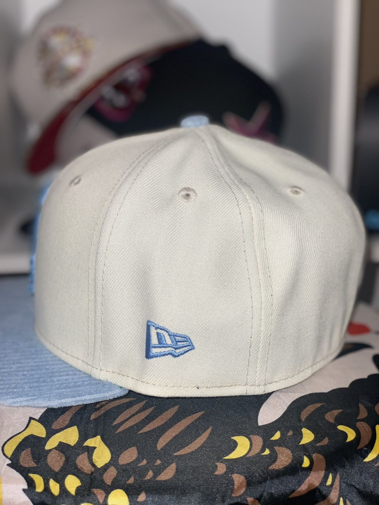 New Era White Sox iced out 7 1/4 Size ONE SIZE - 2 Thumbnail