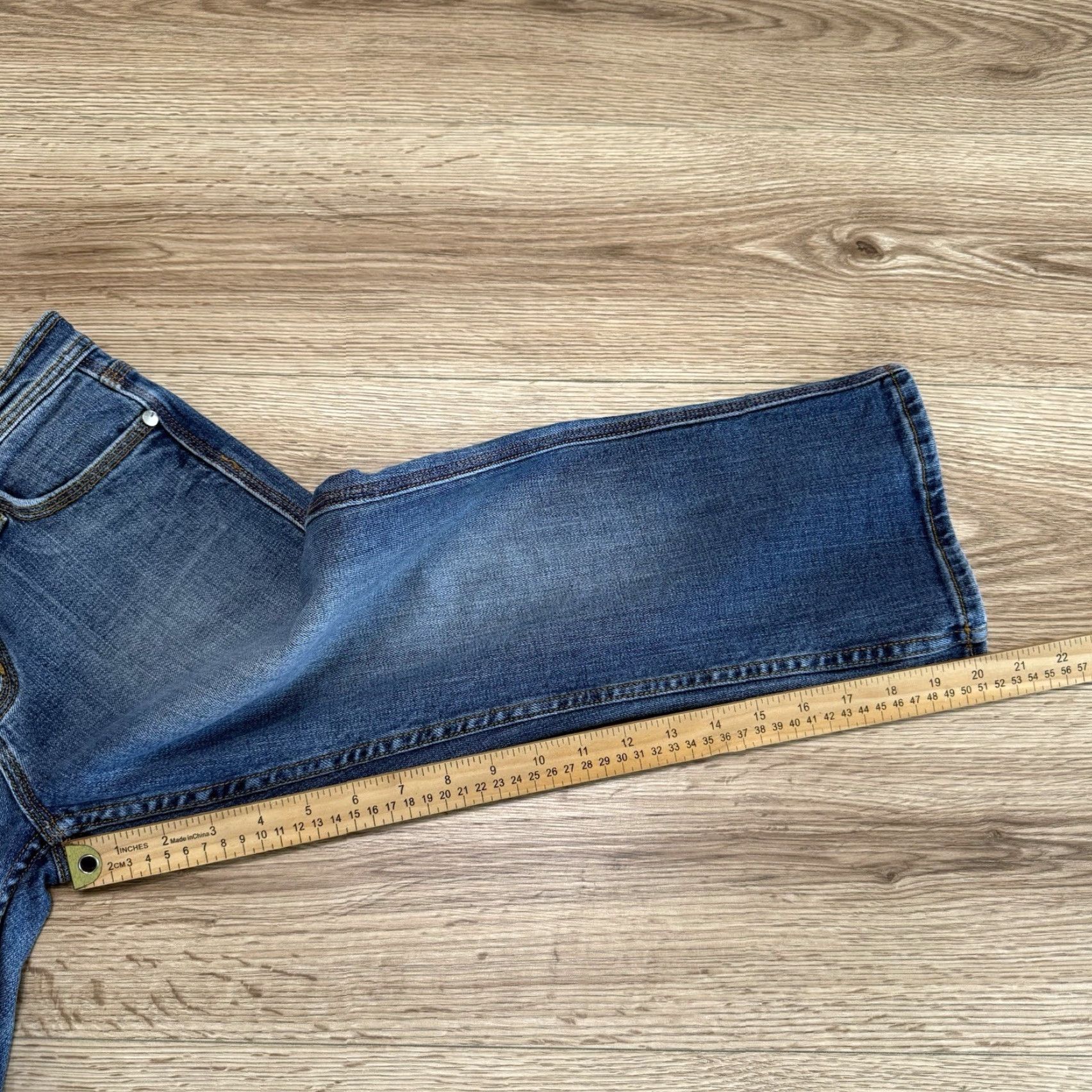Vintage VIGOSS Women's Capri Jeans Denim Cotton Blend Size 9/10 Blue Mid Rise 20.5 Inch Inseam Size 30" / US 8 / IT 44 - 7 Thumbnail