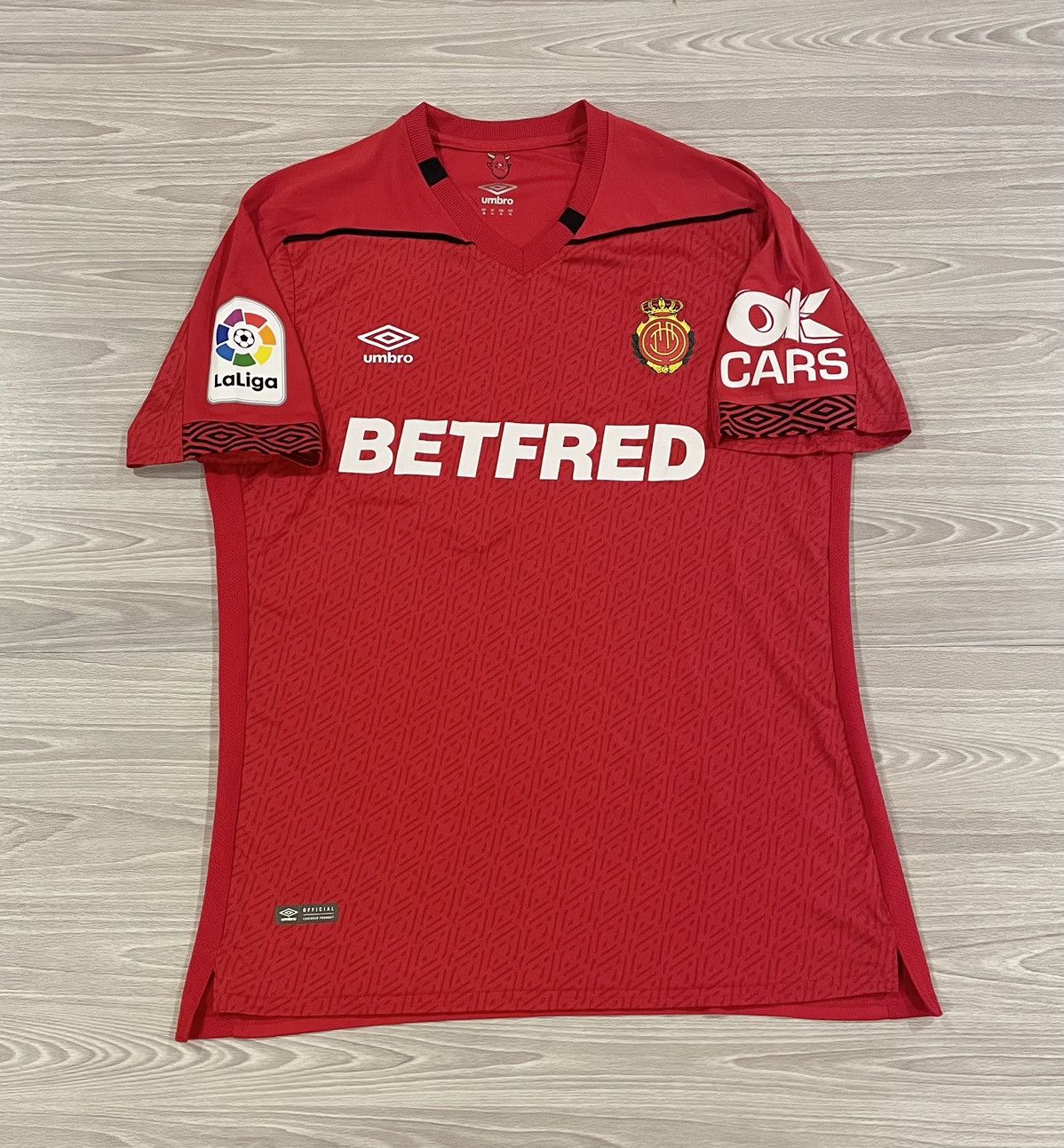 Umbro Umbro 2019/20 RCD Mallorca Soccer Jersey La Liga Men’s XL Size US XL / EU 56 / 4 - 1 Thumbnail