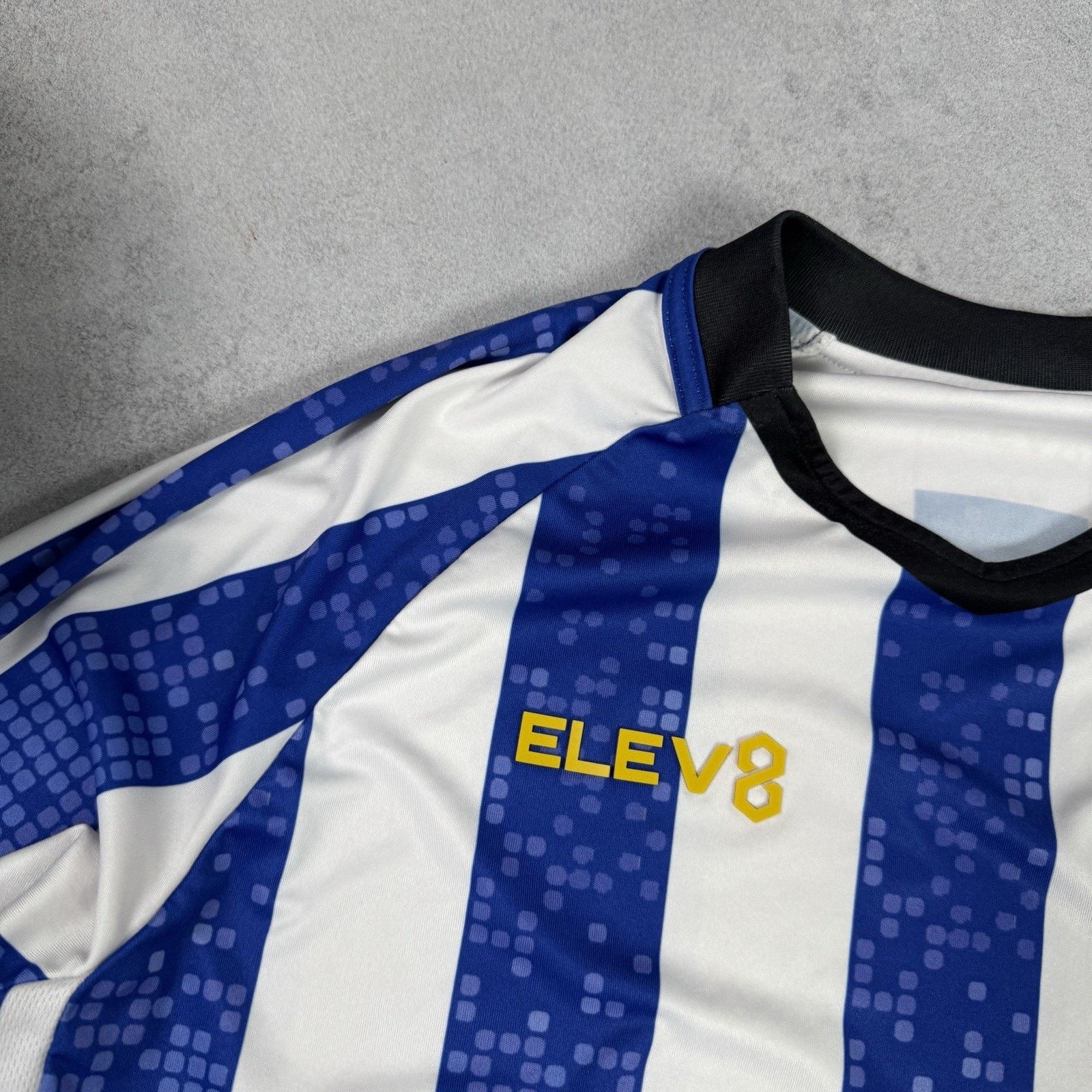Vintage Sheffield Wednesday Home Football Shirt 2019/2020 Size US L / EU 52-54 / 3 - 4 Thumbnail