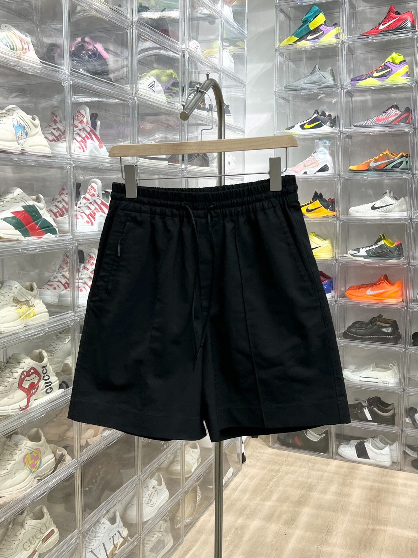 Y-3 Y-3 Casual Black Shorts 28 Men Size US 28 / EU 44 - 1 Thumbnail