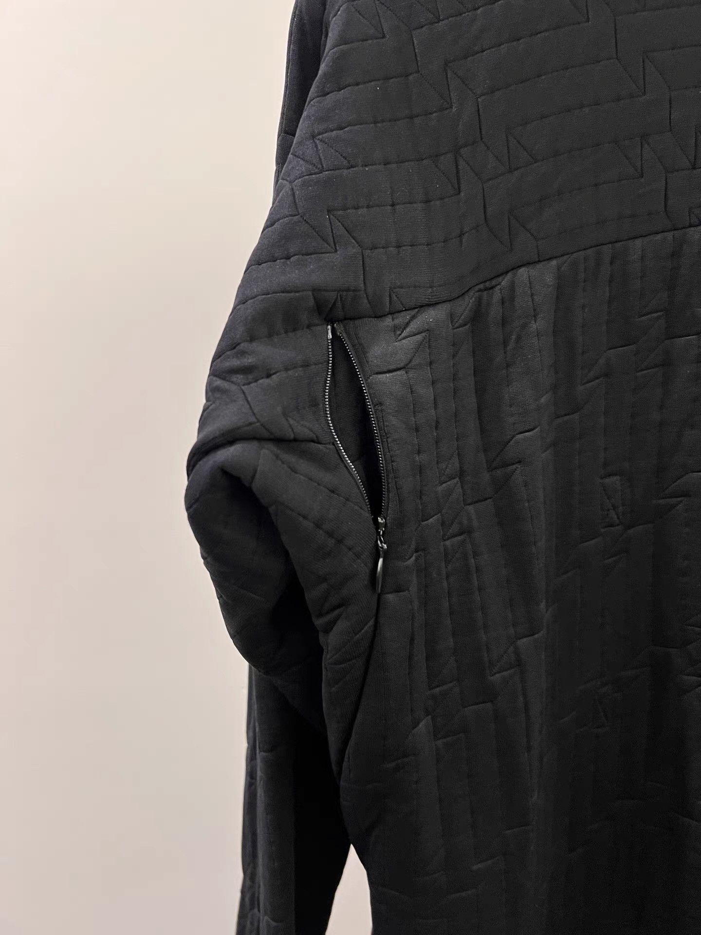 11 By Boris Bidjan Saberi 11by BBS Raw Edge Long Pullover K35 Size US XL / EU 56 / 4 - 4 Thumbnail
