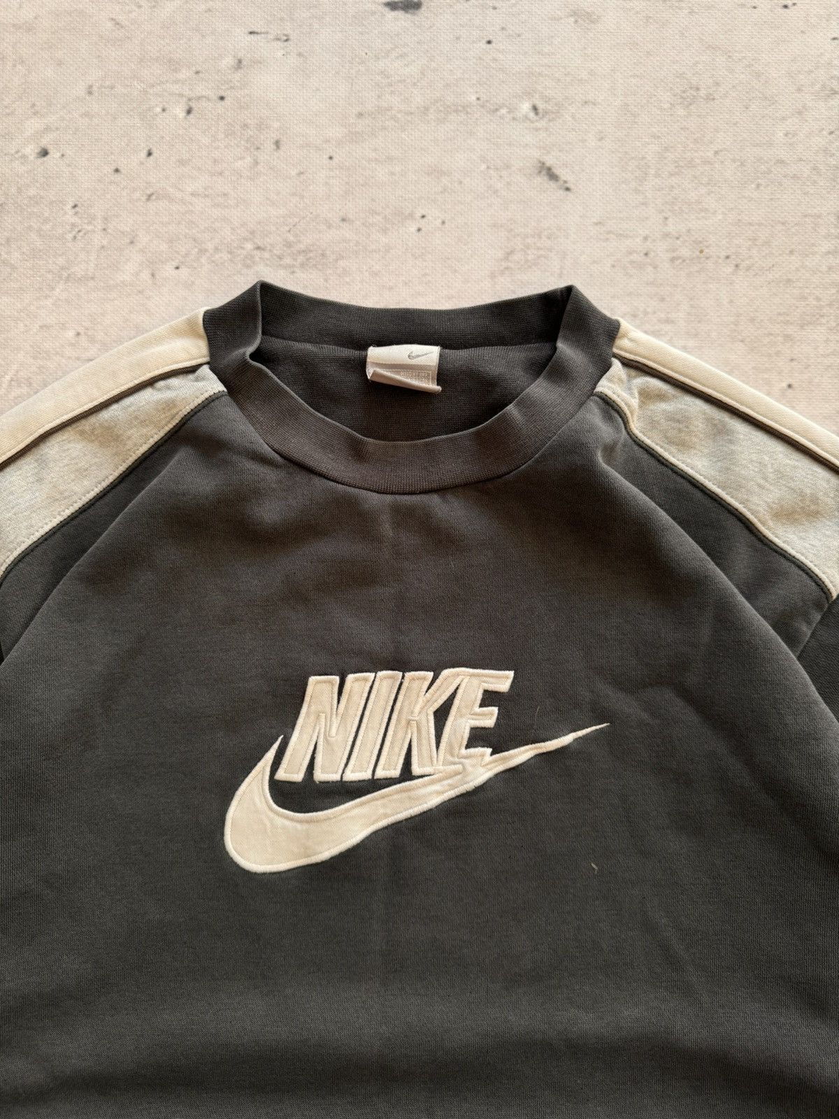 Nike × Vintage NIKE VINTAGE CENTER LOGO OVERSIZE BOXY SWEATSHIRT Size US L / EU 52-54 / 3 - 4 Thumbnail
