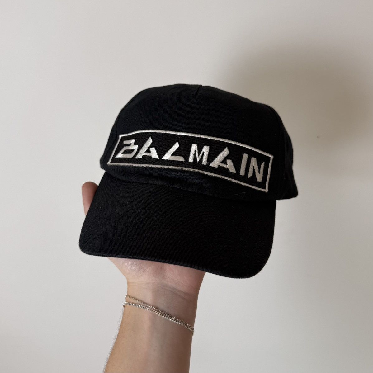 Balmain Balmain Embroidered Futuristic Logo Baseball Cap Hat Rare Size ONE SIZE - 2 Thumbnail