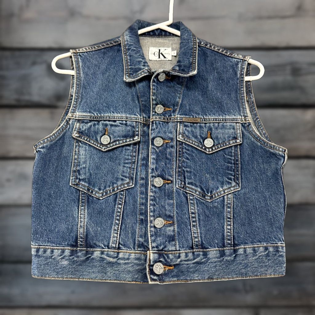 Calvin Klein VINTAGE Calvin Klein Vest Womens S Blue Denim Trucker 90s Crop Mid-Length Jacket/Coat Style Polo Jeans Co Fleece Zipper Button Logo Size S / US 4 / IT 40 - 1 Thumbnail