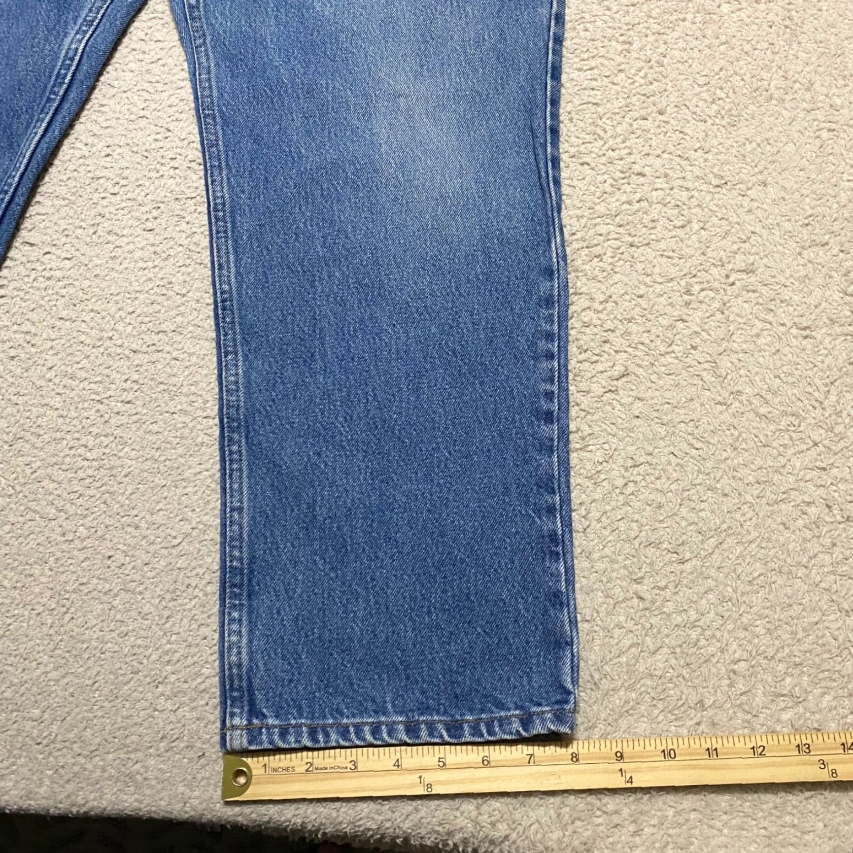 Vintage L.L. Bean Jeans Mens 38x30 Blue Denim Straight Leg Medium Wash Mid Rise Shirt Mens 38 Blue Denim Straight Regular 5-Pocket Design Jeans Mens Size US 38 / EU 54 - 2 Thumbnail